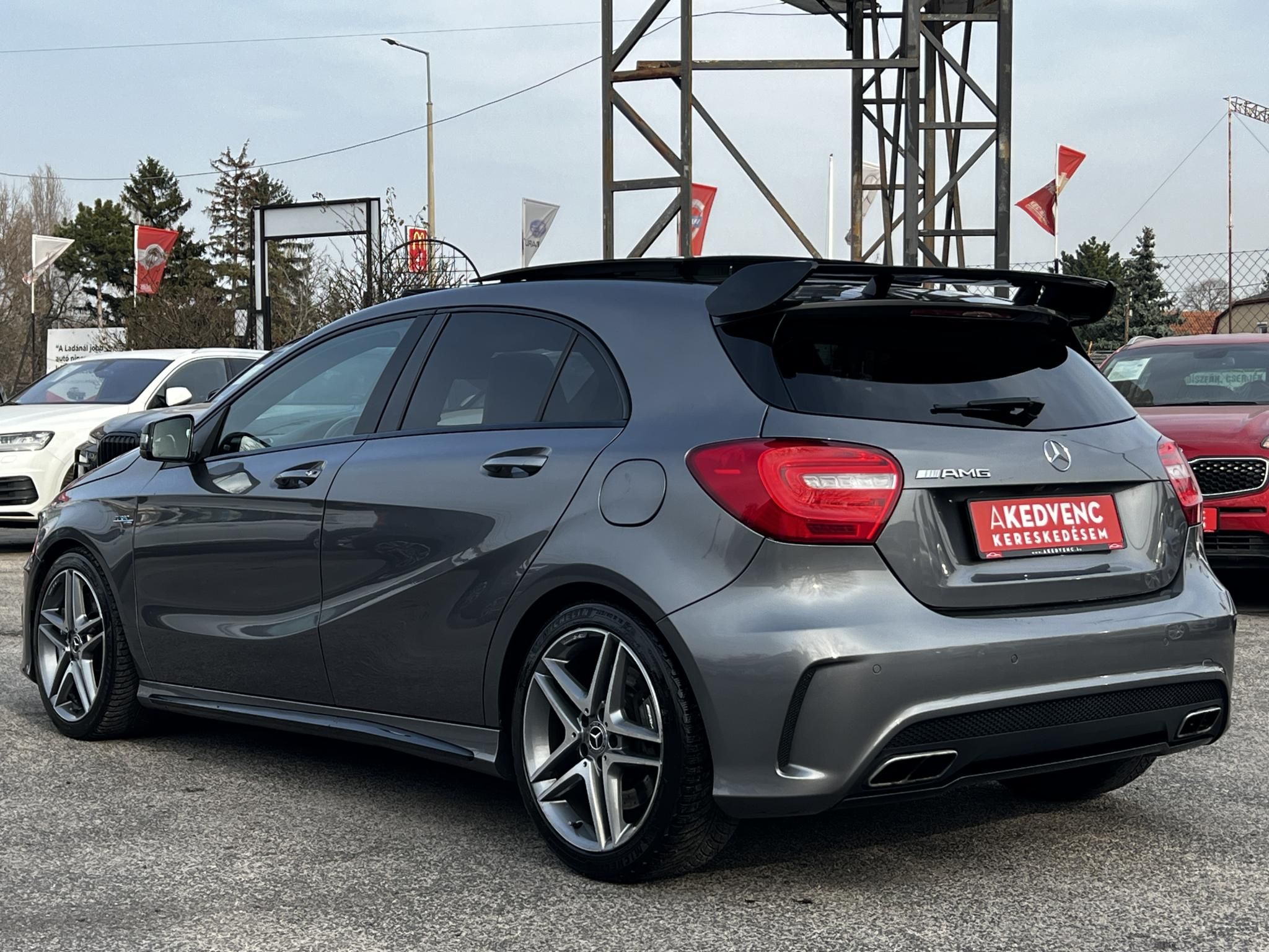 MERCEDES-AMG A 45 4Matic 7G-DCT 75e km. napfénytető. harman/kardon. memória. xenon