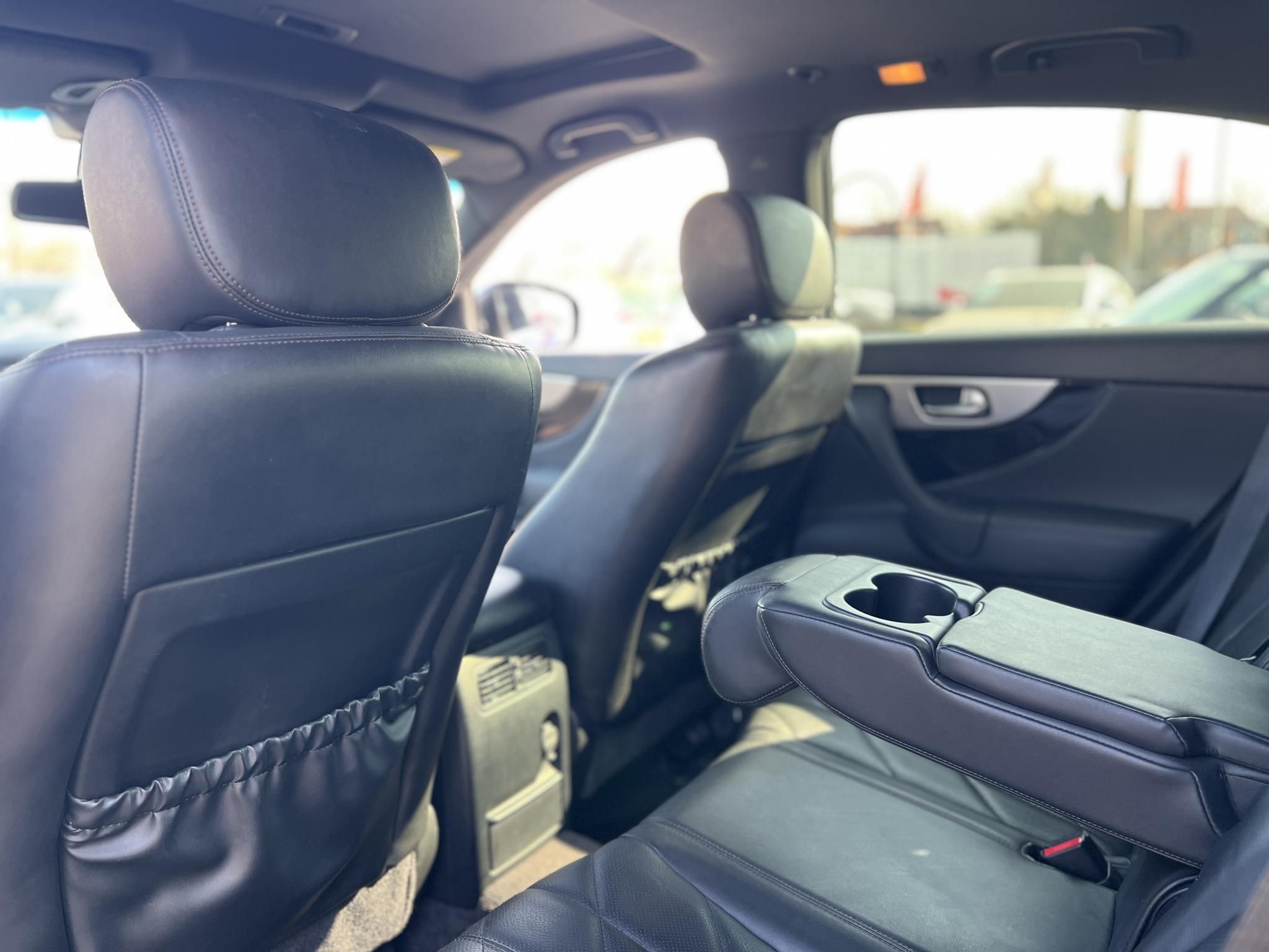 INFINITI QX70 QX70S 3.7 V6 Premium (Automata) EU6 105e km. Tempomat 360 kamera BOSE Téli-nyári garnitúra!