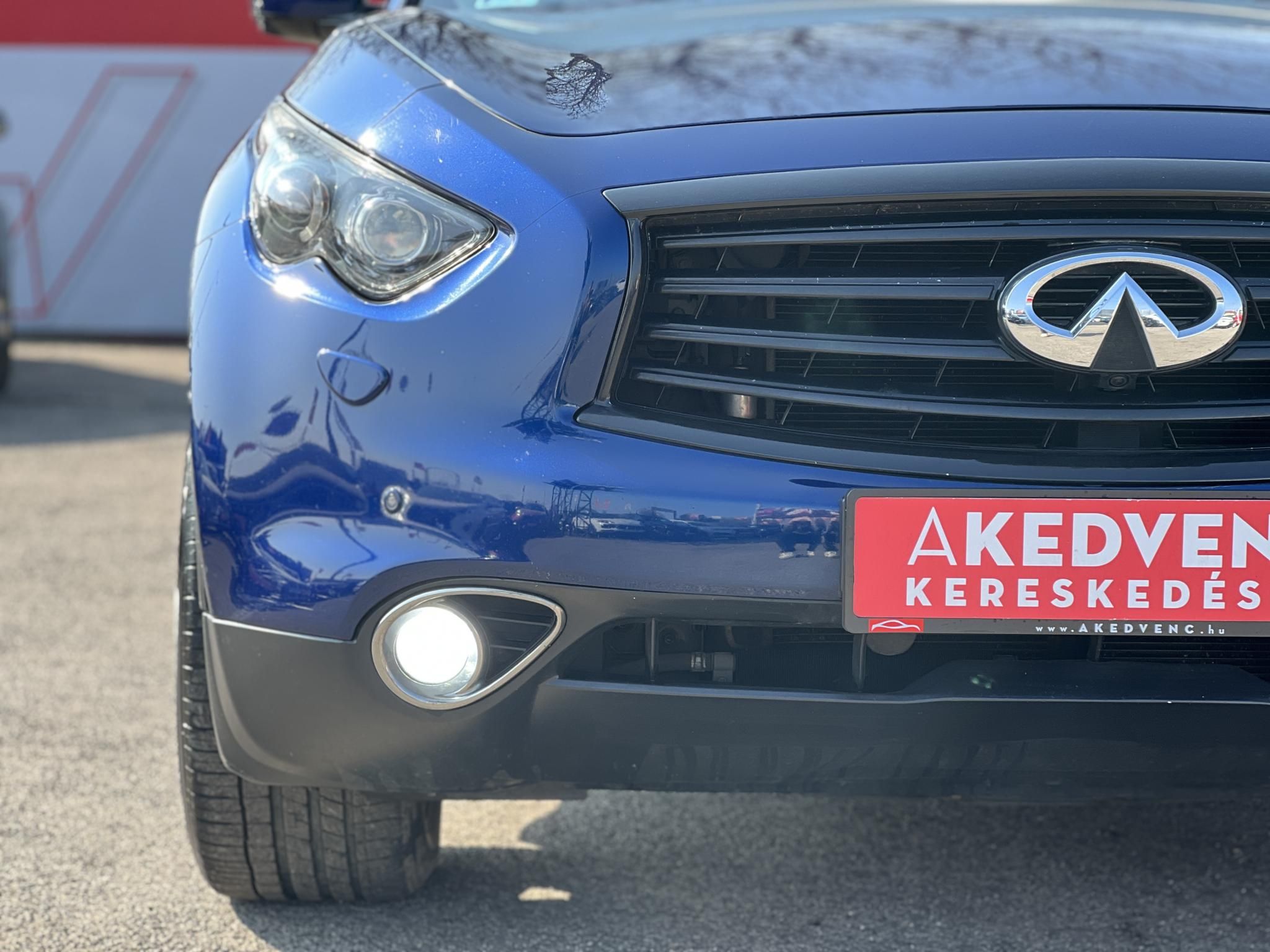 INFINITI QX70 QX70S 3.7 V6 Premium (Automata) EU6 105e km. Tempomat 360 kamera BOSE Téli-nyári garnitúra!
