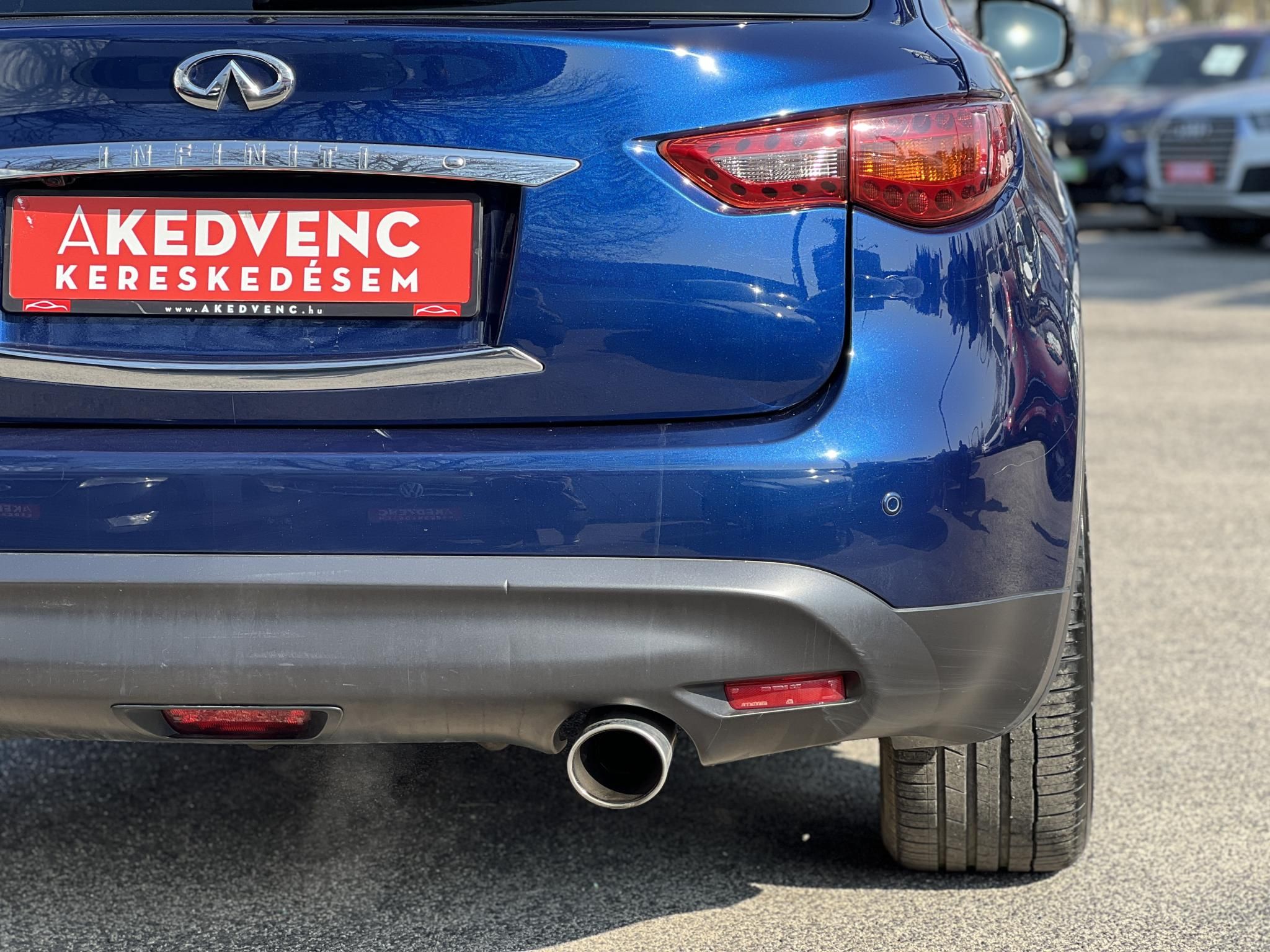 INFINITI QX70 QX70S 3.7 V6 Premium (Automata) EU6 105e km. Tempomat 360 kamera BOSE Téli-nyári garnitúra!