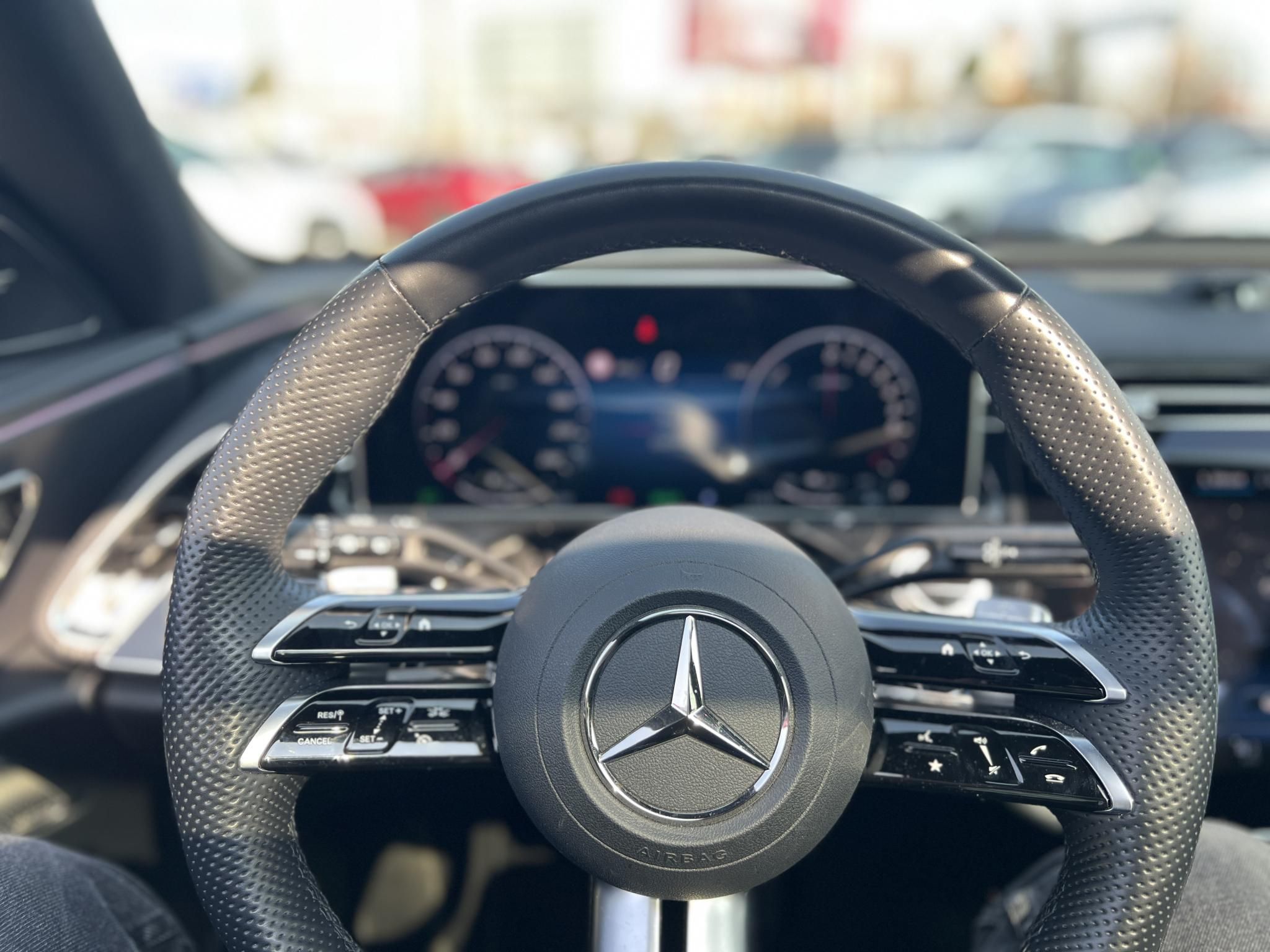 MERCEDES-BENZ E 300 e T 9G-TRONIC Plug-in hybrid AMG. 4D Burmester hifi 3DX2 kijelző Panorámatető Masszázs ülések!