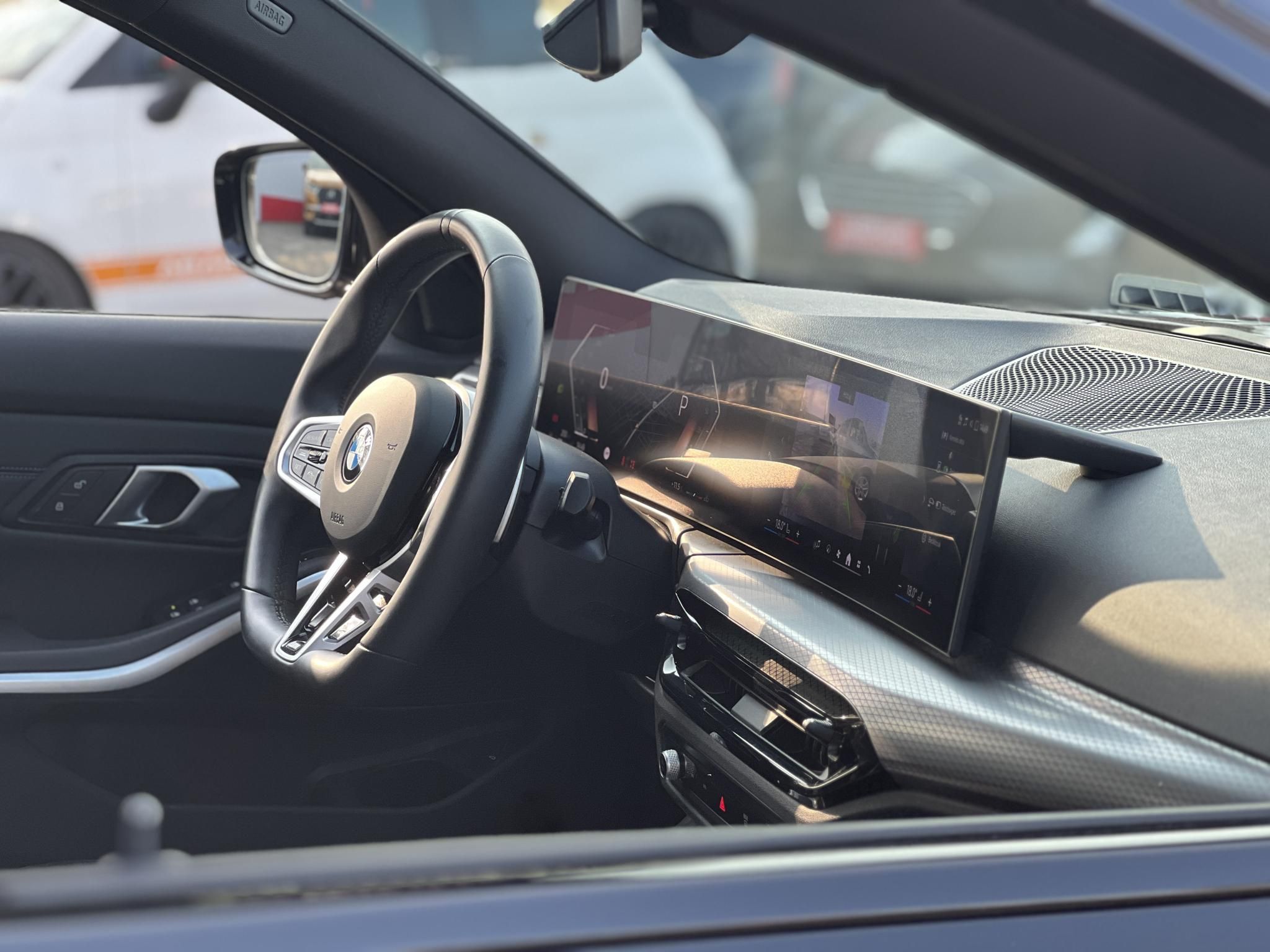 BMW 330i xDrive (Automata) M-SPORT. Facelift