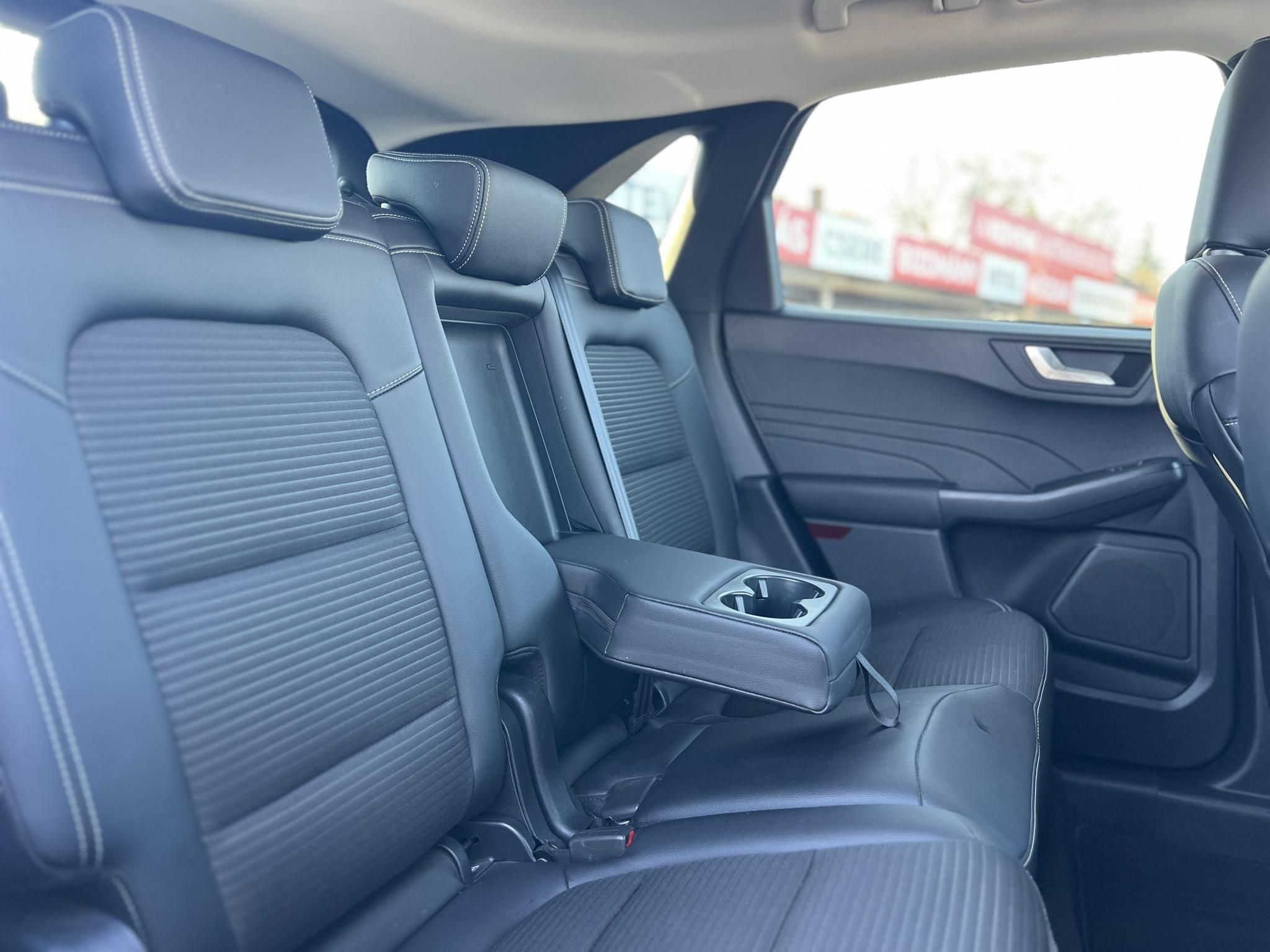 FORD KUGA 2.5 PHEV Titanium X CVT 44e km. Bang and Olufsen. Carplay. Ülésfűtés. Kifogástalan állapot!