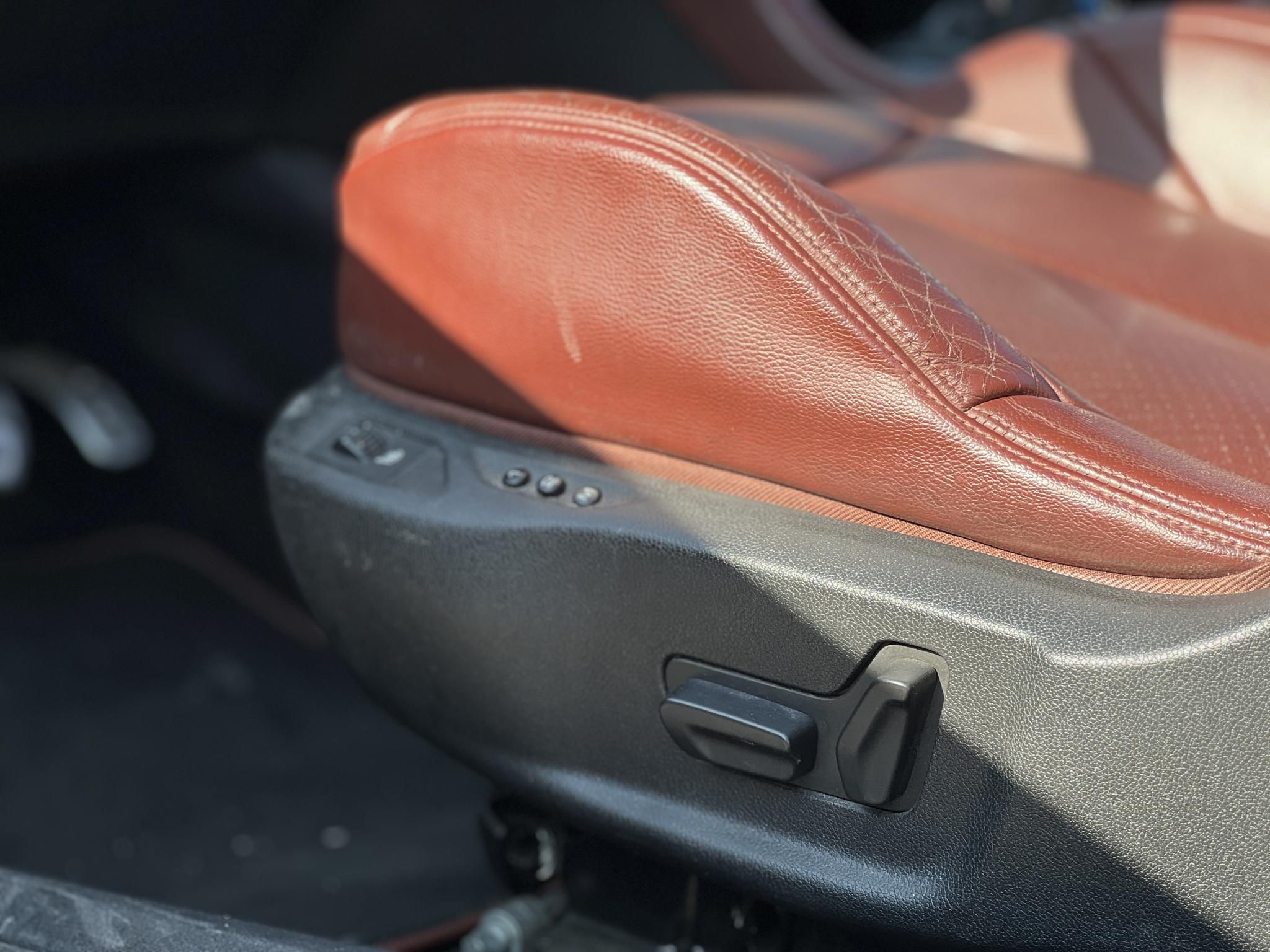 PEUGEOT 308 CC 1.6 THP Premium Pack 91e km. Magyarországi. memóriás ülés. ülésfűtés. barna bőr. vezérlés cserélve!