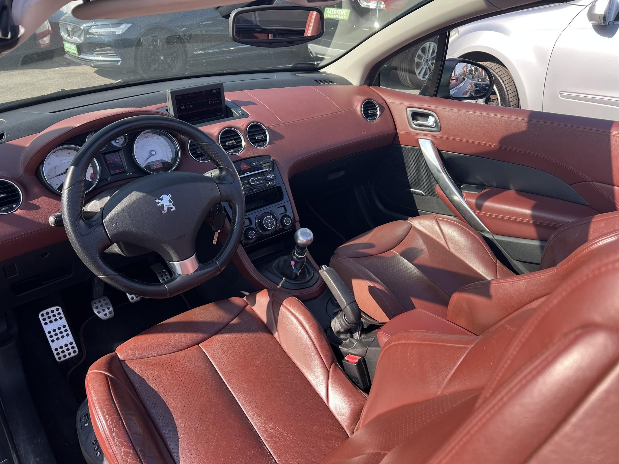 PEUGEOT 308 CC 1.6 THP Premium Pack 91e km. Magyarországi. memóriás ülés. ülésfűtés. barna bőr. vezérlés cserélve!