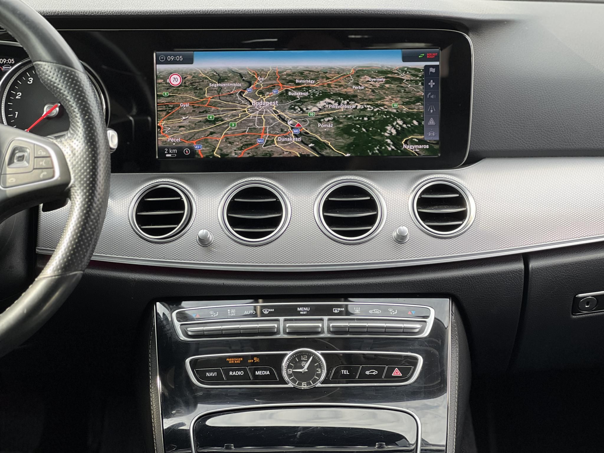 MERCEDES-BENZ E 350 e 9G-TRONIC 150e km. Bőr belső. kamera. frissen szervizelt