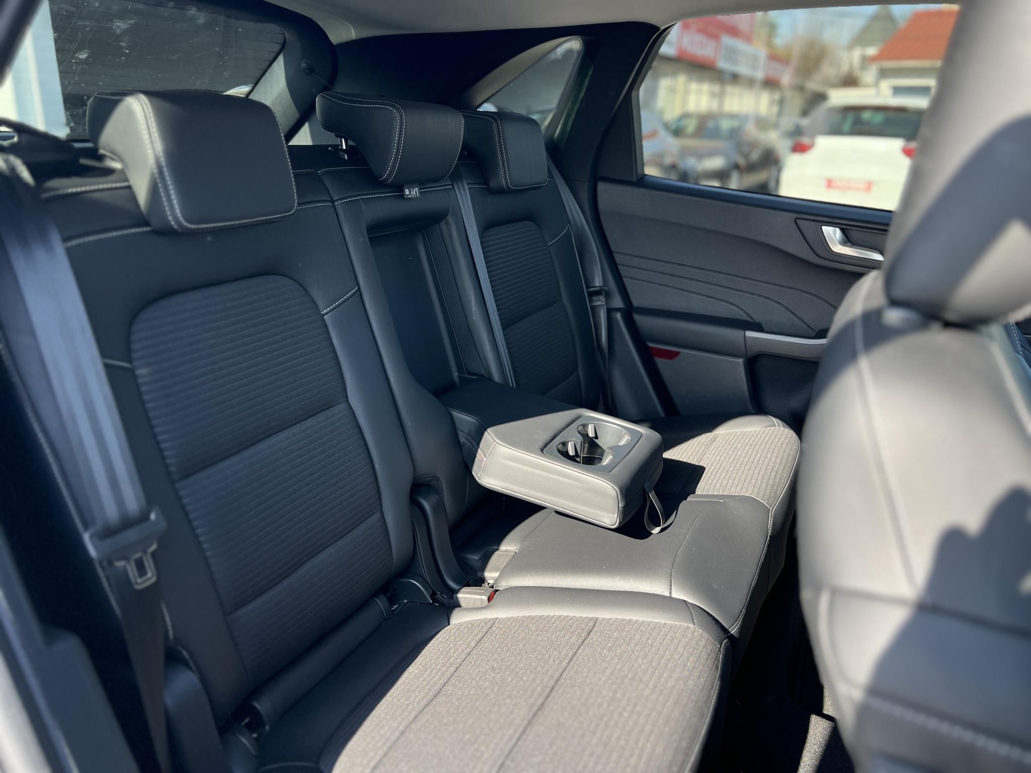 FORD KUGA 2.5 PHEV Titanium X CVT 94e km. Tempomat Ülésfűtés CarPlay Kamera Bluetooth