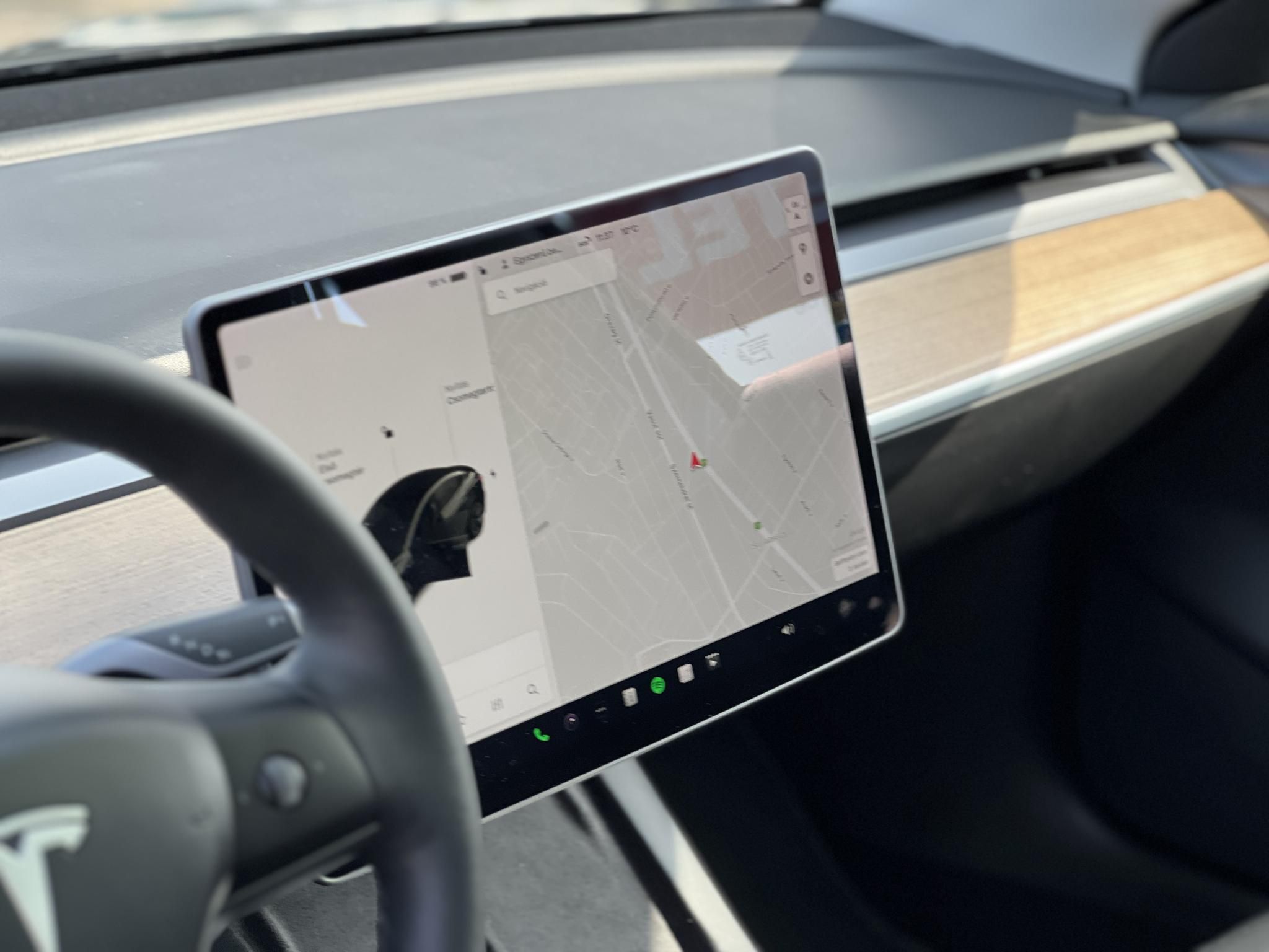 TESLA MODEL 3 Long Range AWD (Automata) 50e km. hőszivattyú. téli-nyári kerékszett