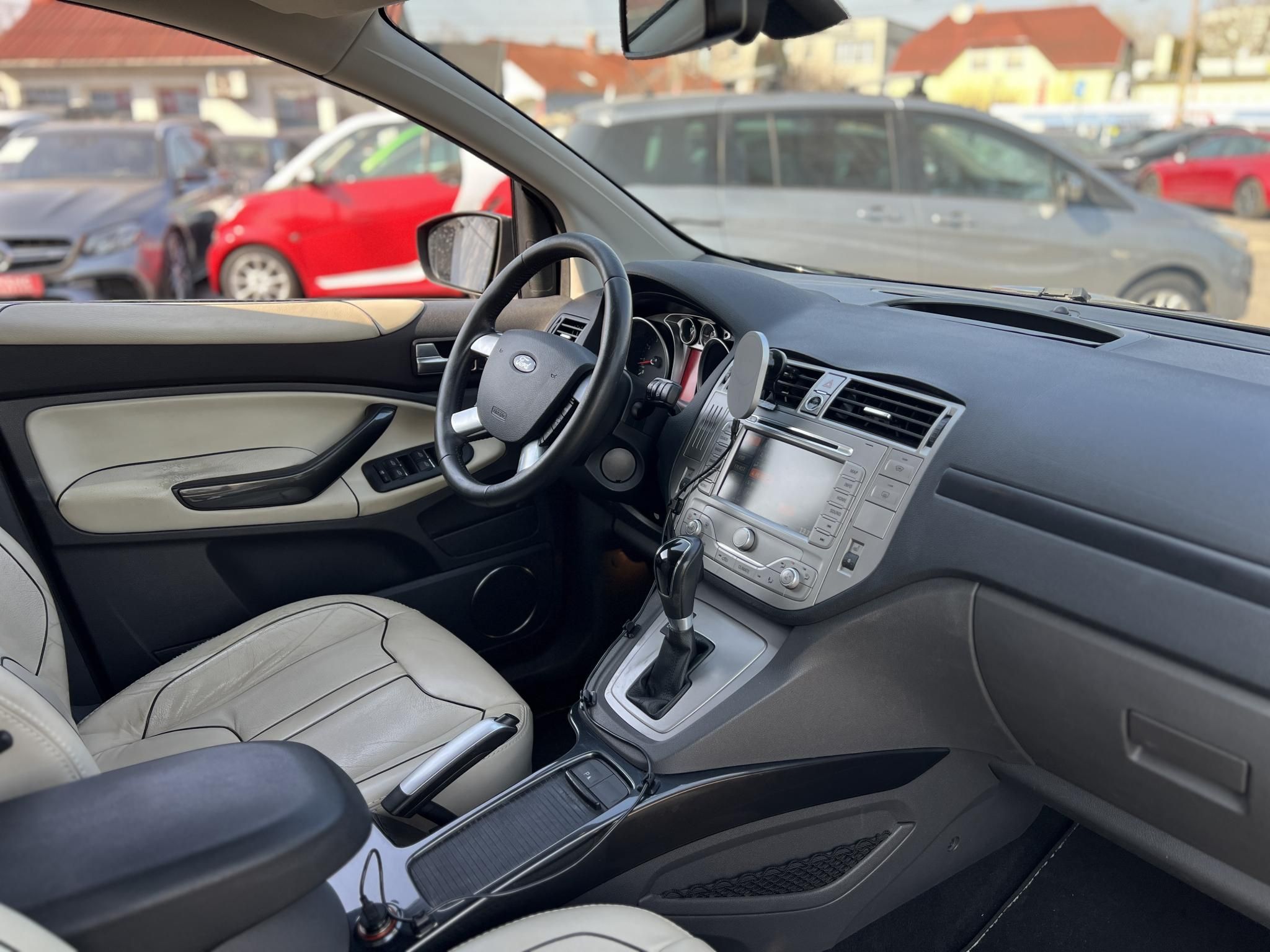 FORD KUGA 2.5T Titanium Individual 4WD (Automata) Magyarországi. 4 évszakos gumik. világos belső. vezérlés cserélve!