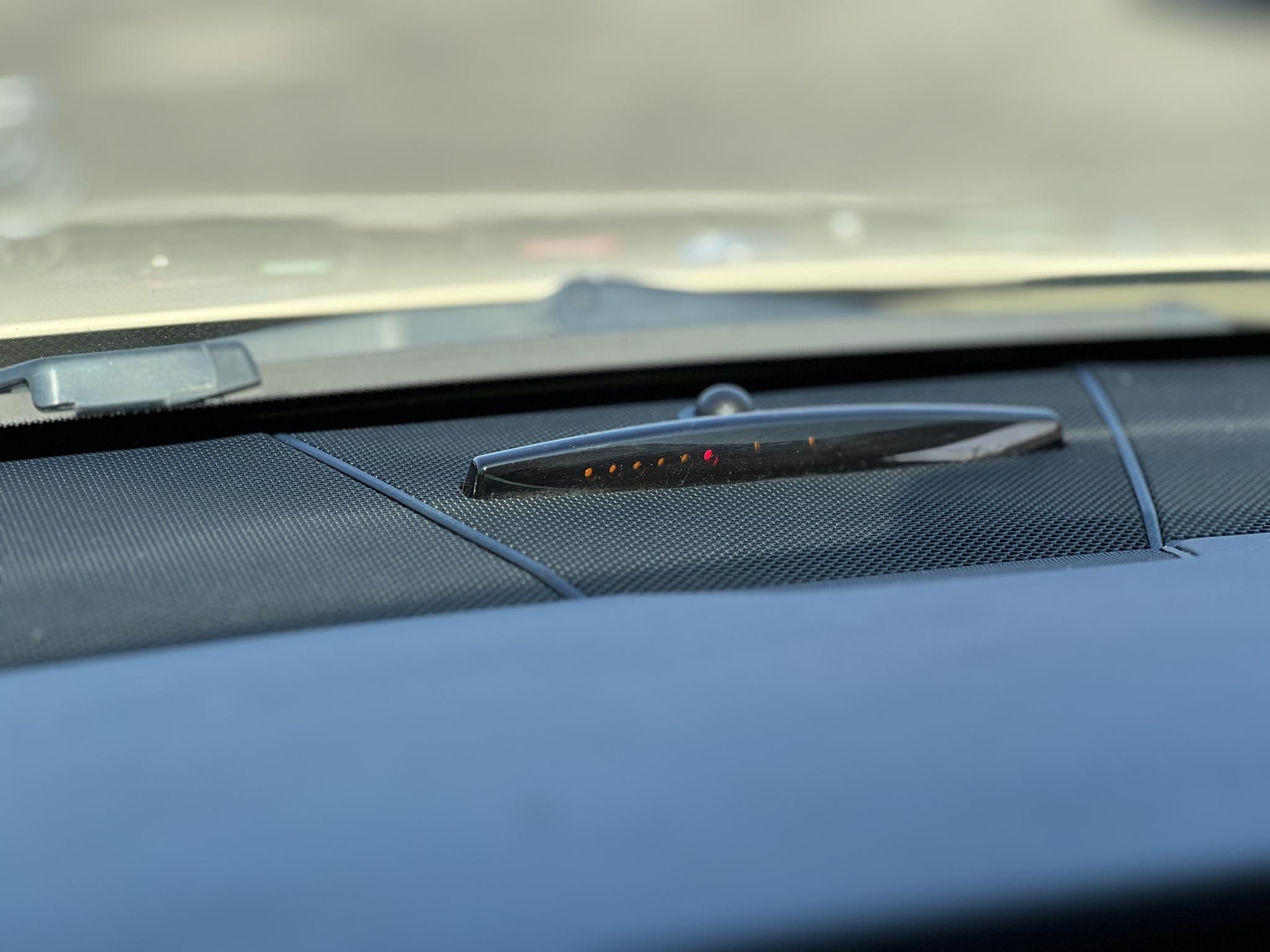 MERCEDES-BENZ E-OSZTÁLY E 200 Avantgarde (Automata) Napfénytető Ülésfűtés F1 váltó Bőr belső Ex taxi A LEGJOBB ÁRON!