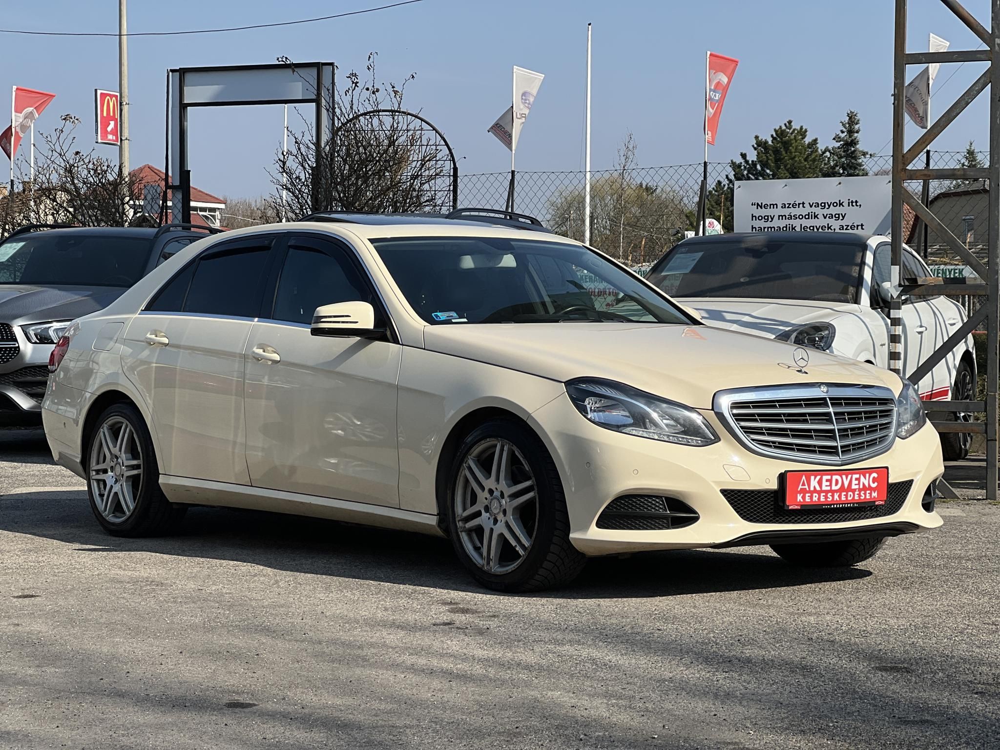 MERCEDES-BENZ E-OSZTÁLY E 200 Avantgarde (Automata) Napfénytető Ülésfűtés F1 váltó Bőr belső Ex taxi A LEGJOBB ÁRON!