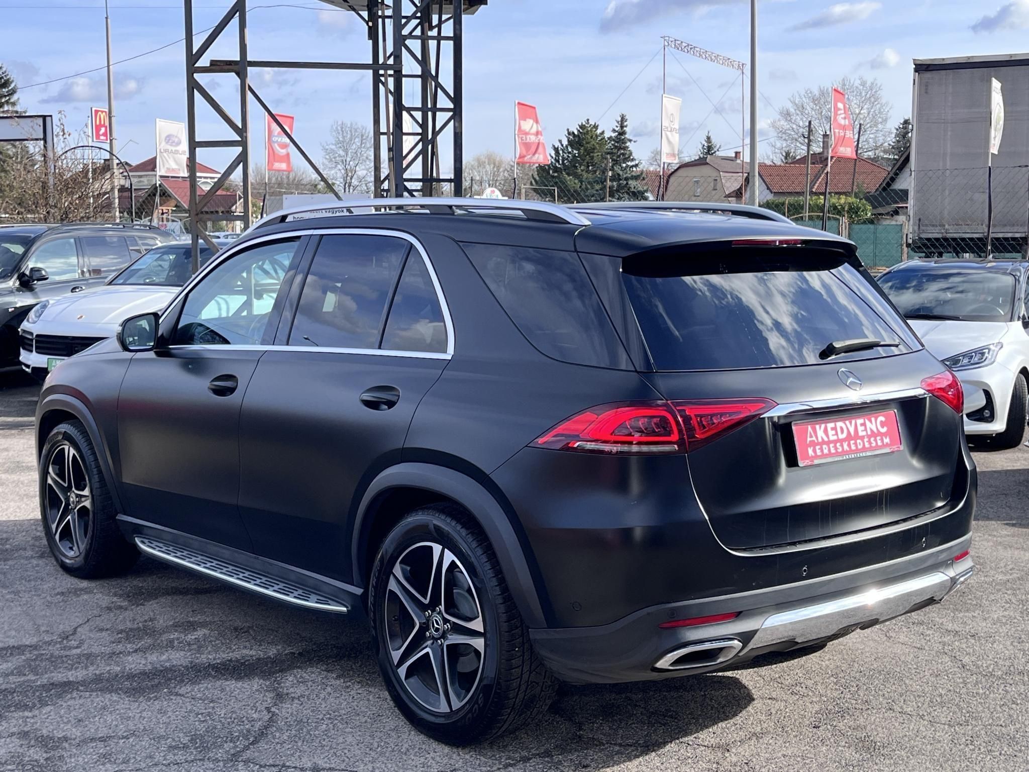 MERCEDES-BENZ GLE-OSZTÁLY GLE 300 d 4Matic 9G-TRONIC M.o.-i. márkaszervizelt. burmester. űléshűtés. memória. vonóhorog. carplay