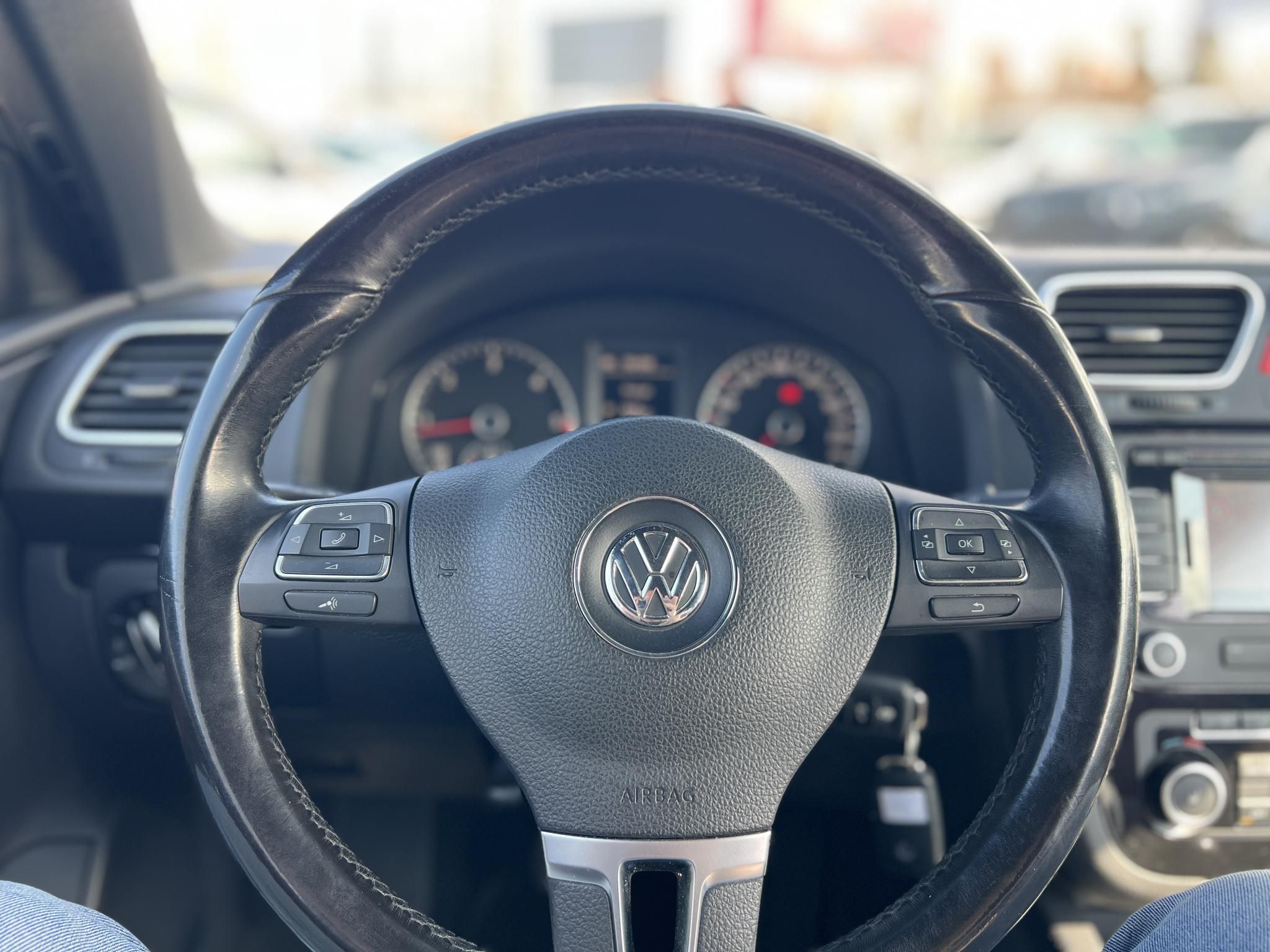 VOLKSWAGEN EOS 2.0 CR TDI Napfénytető. vezérlés cserélve. új kettős tömegű lendkerék!