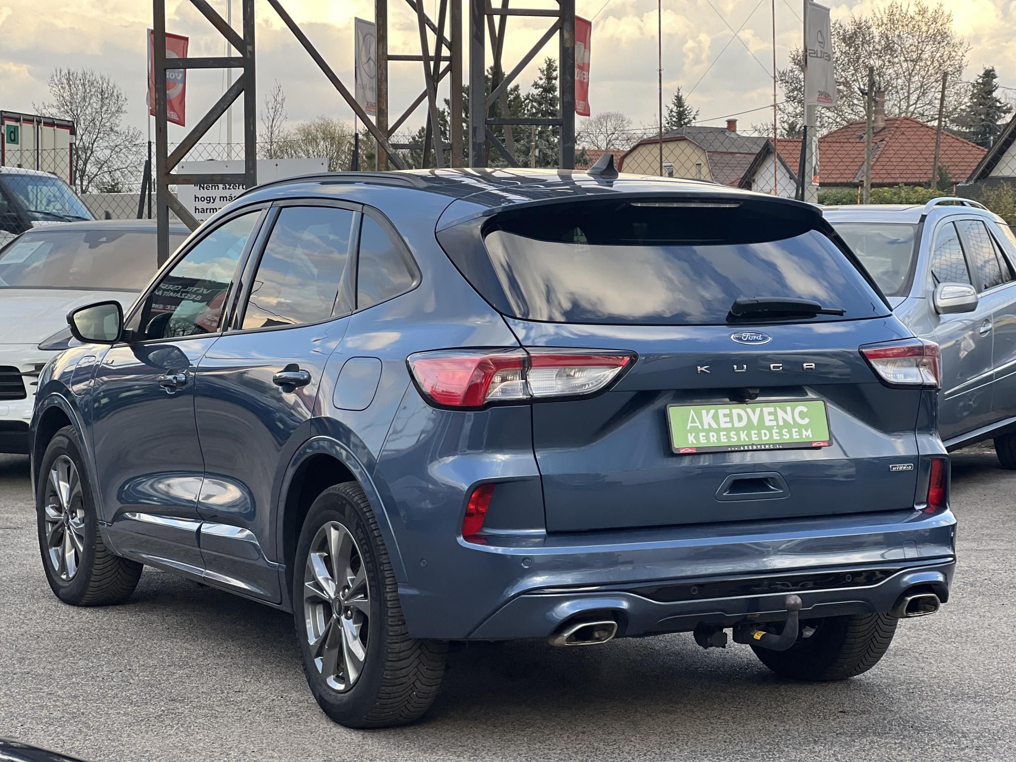 FORD KUGA 2.5 PHEV ST-Line CVT 82e km. 70km elektromos hatótáv. megkímélt állapot!