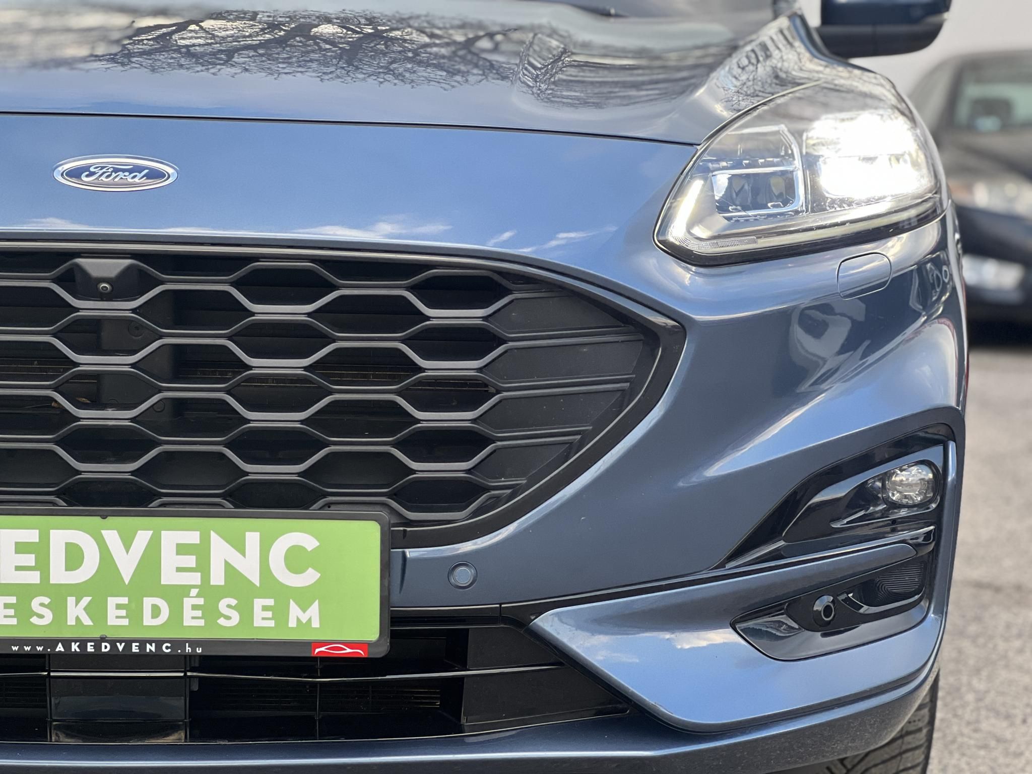 FORD KUGA 2.5 PHEV ST-Line CVT 82e km. 70km elektromos hatótáv. megkímélt állapot!