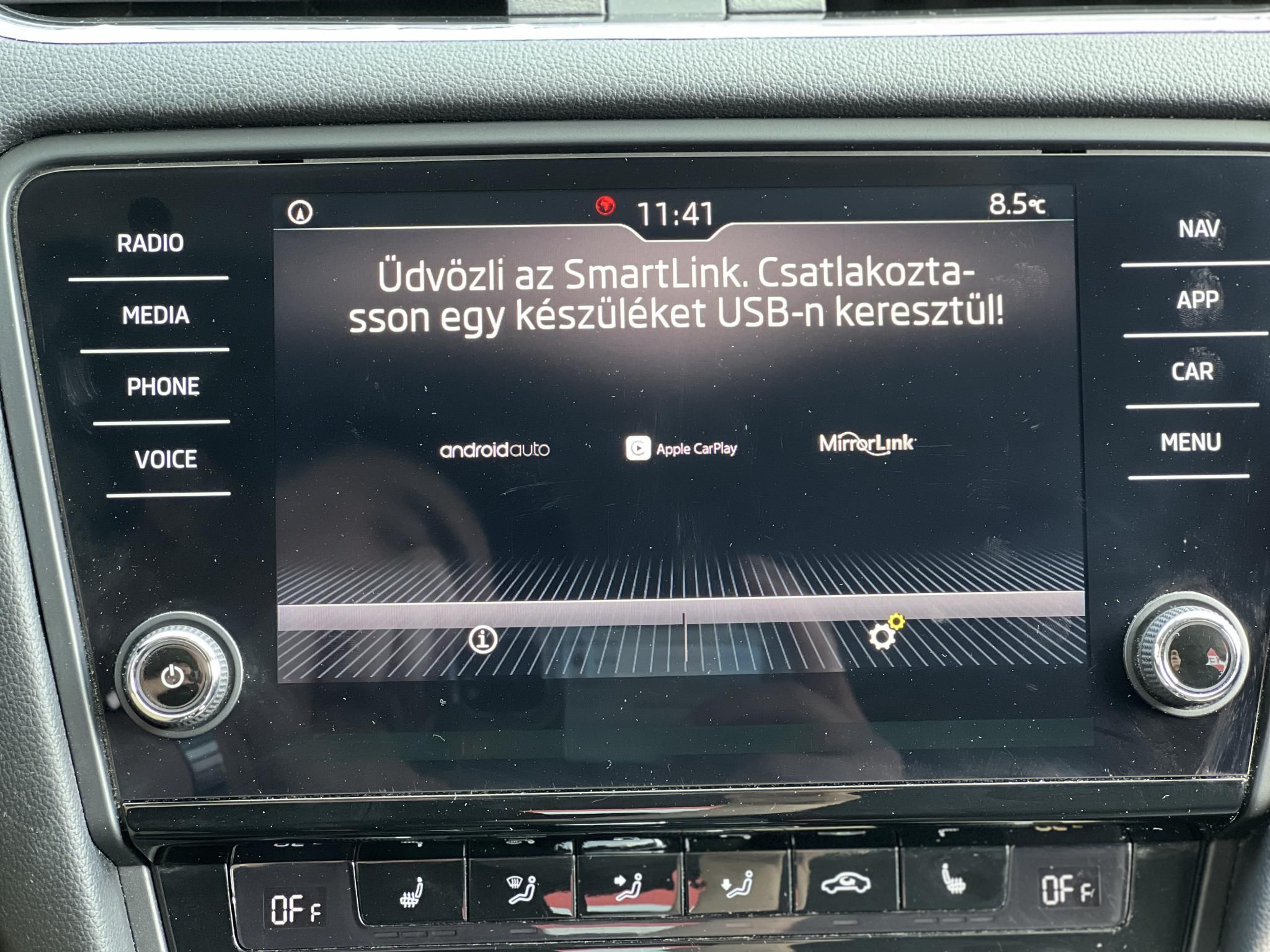 SKODA OCTAVIA 1.4 TSI Style DSG M.o.-i. sérülésmentes. CARPLAY!