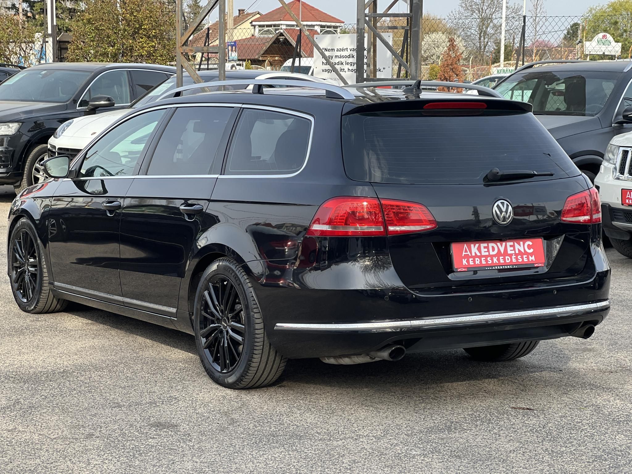 VOLKSWAGEN PASSAT Variant 3.6 V6 Highline 4Motion DSG Xenon Panorámatető Tempomat Ülésfűtés Vonóhorog