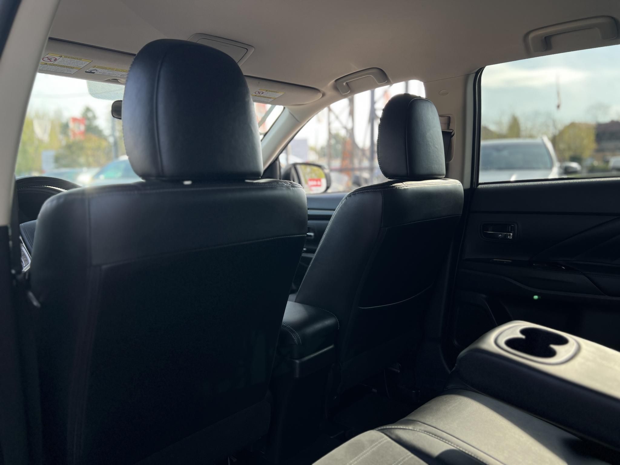 MITSUBISHI OUTLANDER 2.0 PHEV Intense Plus 4WD CVT 114e km
