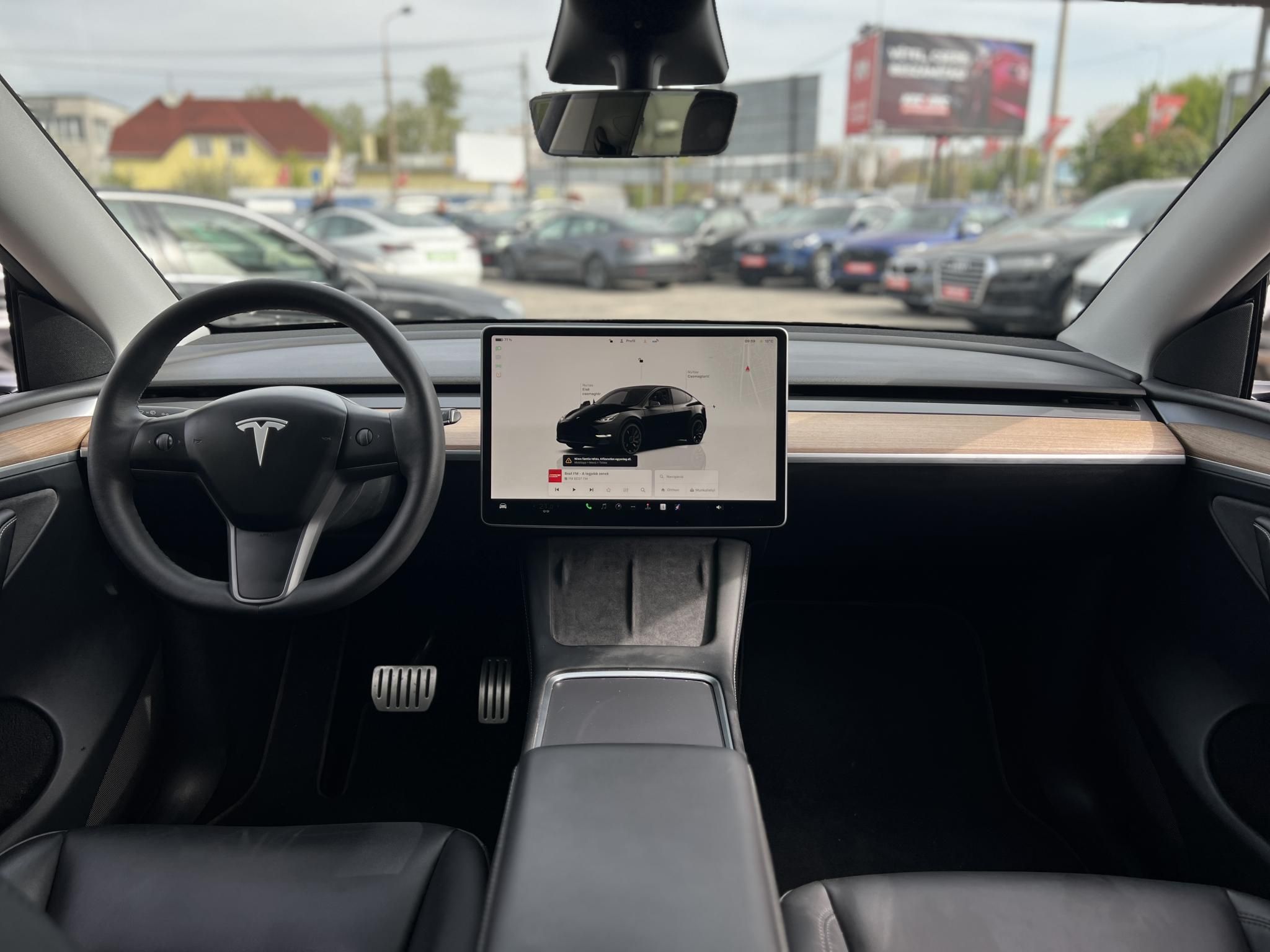 TESLA MODEL Y Performance AWD (Automata) 70e km. AMD Ryzen. mátrix LED. premium hifi. hőszivattyú!