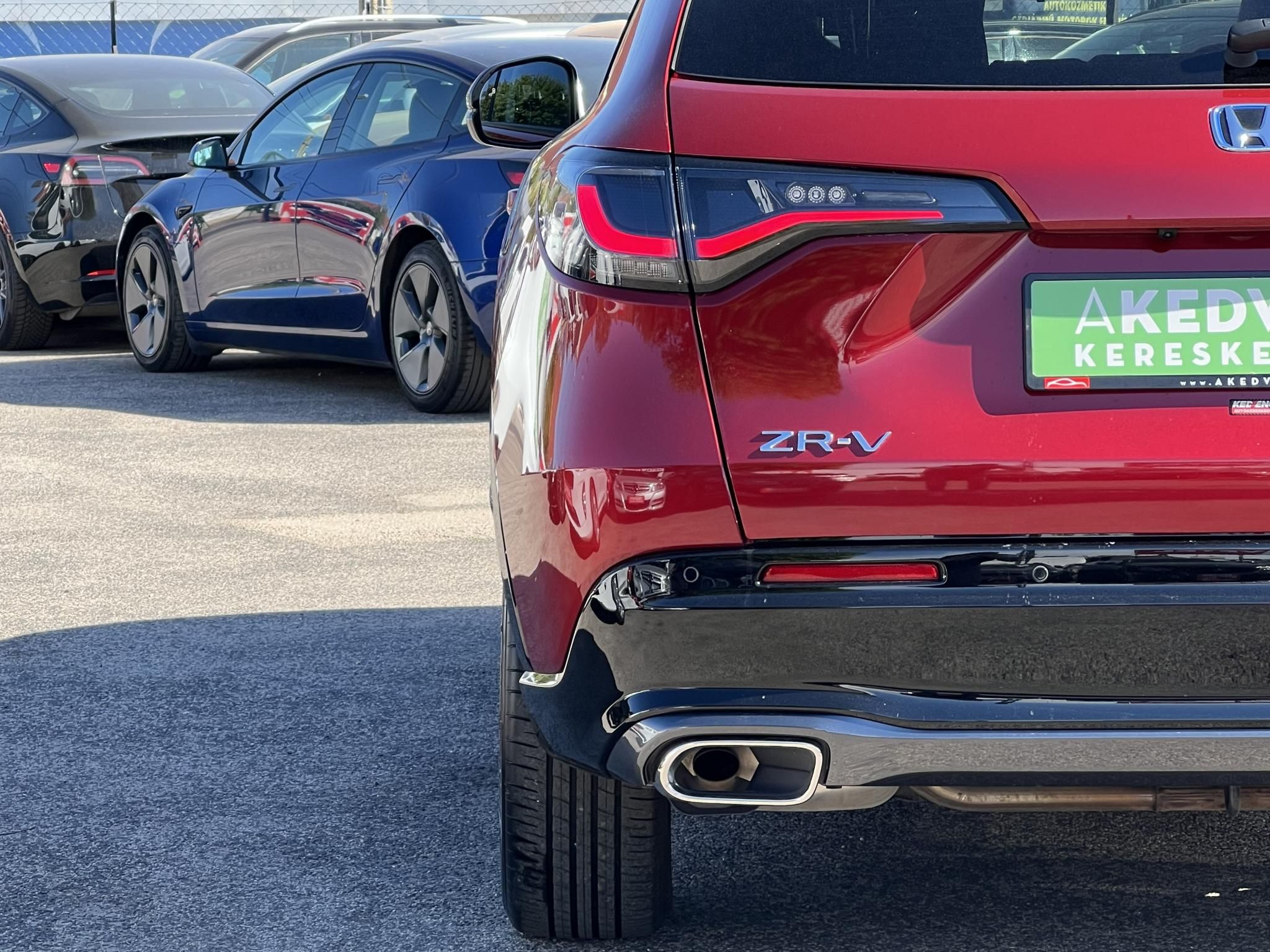 HONDA ZR-V 2.0 i-MMD Hybrid Sport eCVT 9e km. Gyári garancia. LED Wireless Carplay Navi Ülésfűtés
