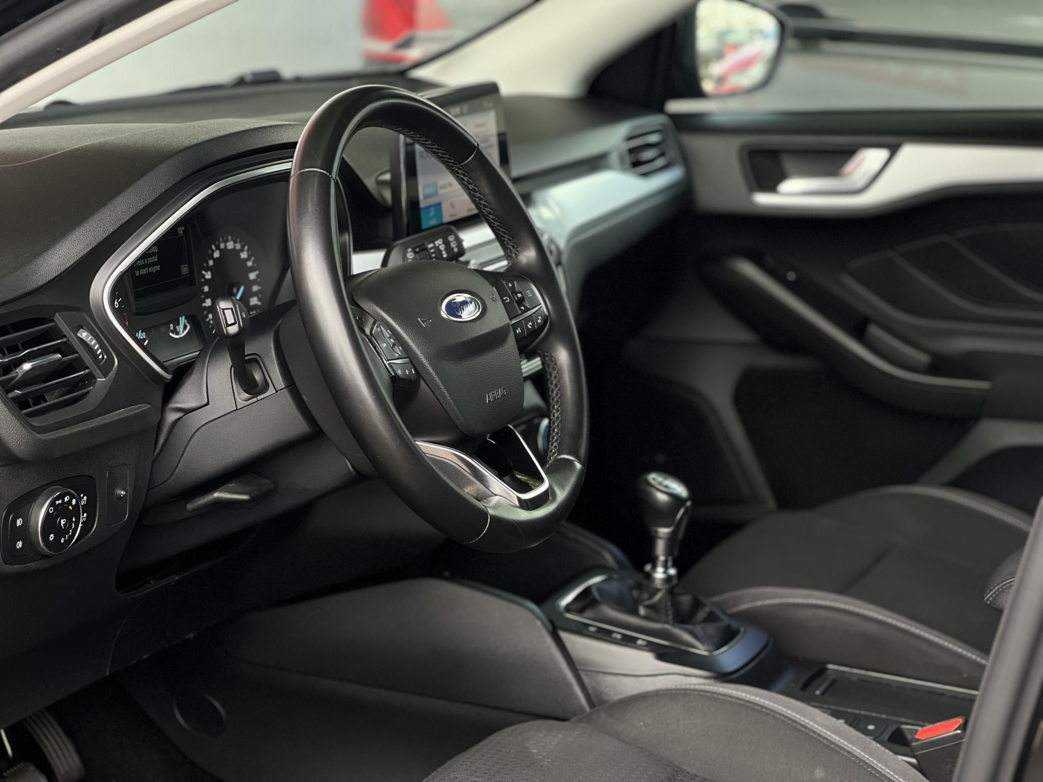 FORD FOCUS 1.0 EcoBoost Trend Magyarországi. Márkaszervizelt!