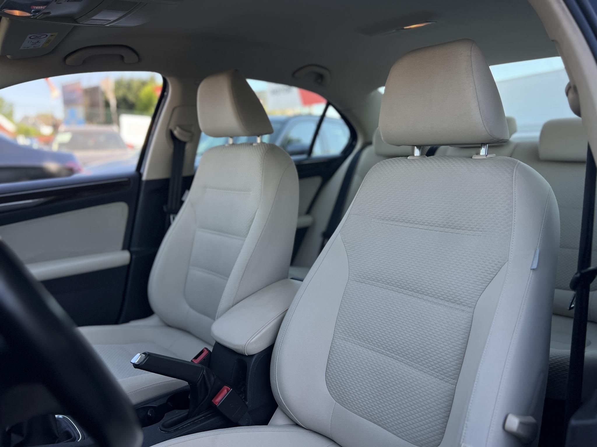 VOLKSWAGEN JETTA VI 1.4 TSI BMT Comfortline M.o.-i. friss műszaki vizsga. szervizelt! 1-Tulaj!