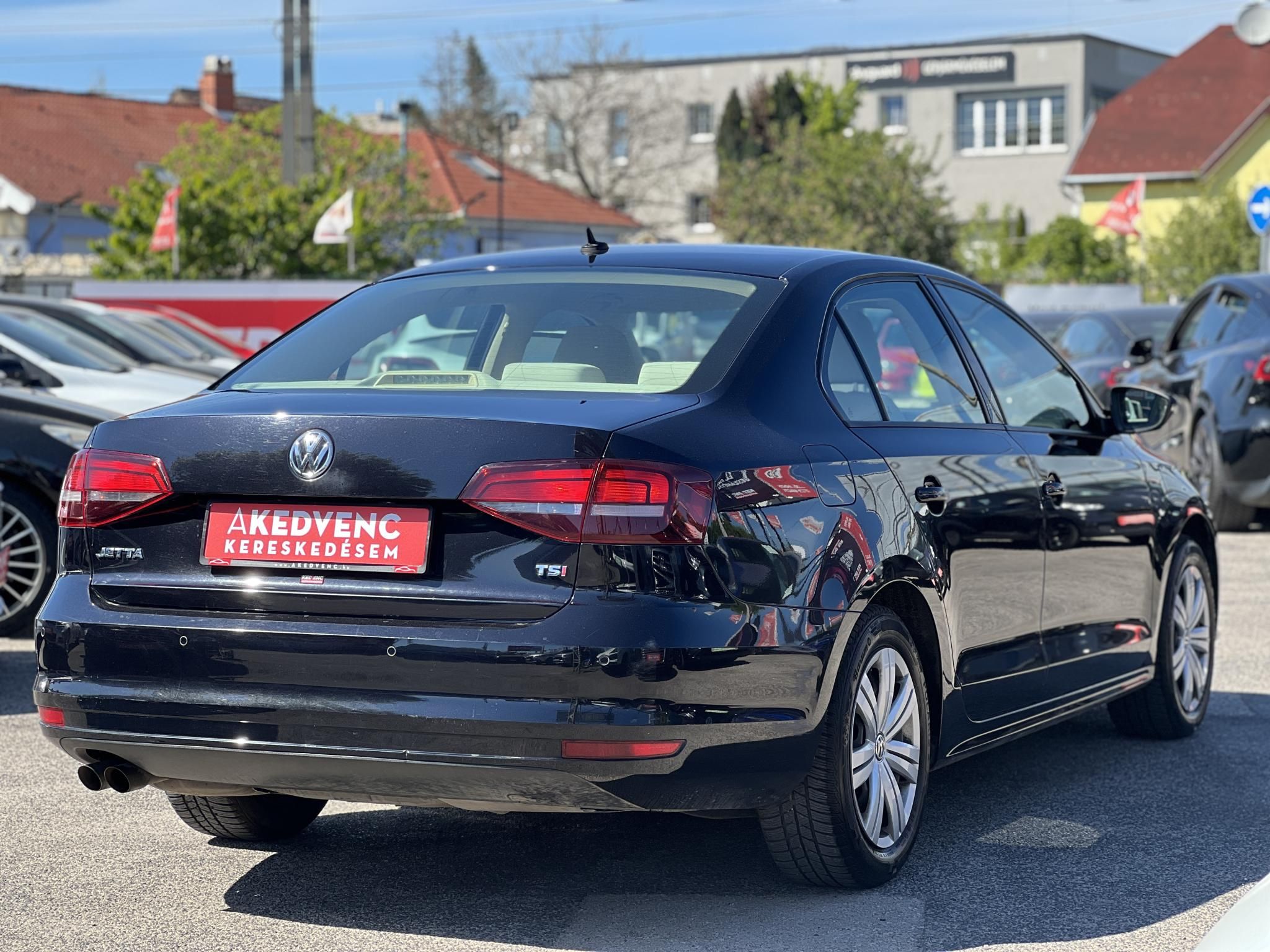 VOLKSWAGEN JETTA VI 1.4 TSI BMT Comfortline M.o.-i. friss műszaki vizsga. szervizelt! 1-Tulaj!