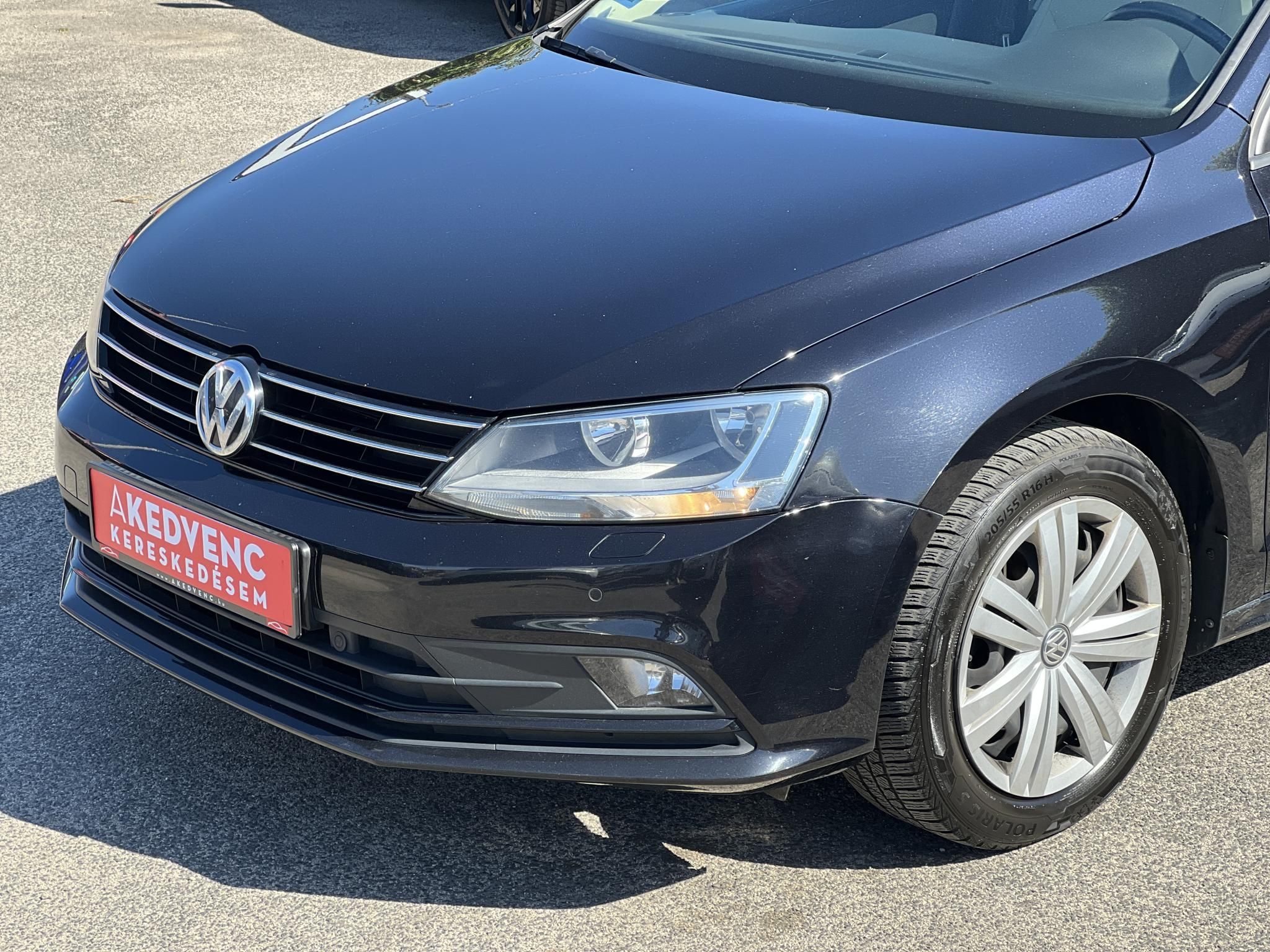 VOLKSWAGEN JETTA VI 1.4 TSI BMT Comfortline M.o.-i. friss műszaki vizsga. szervizelt! 1-Tulaj!