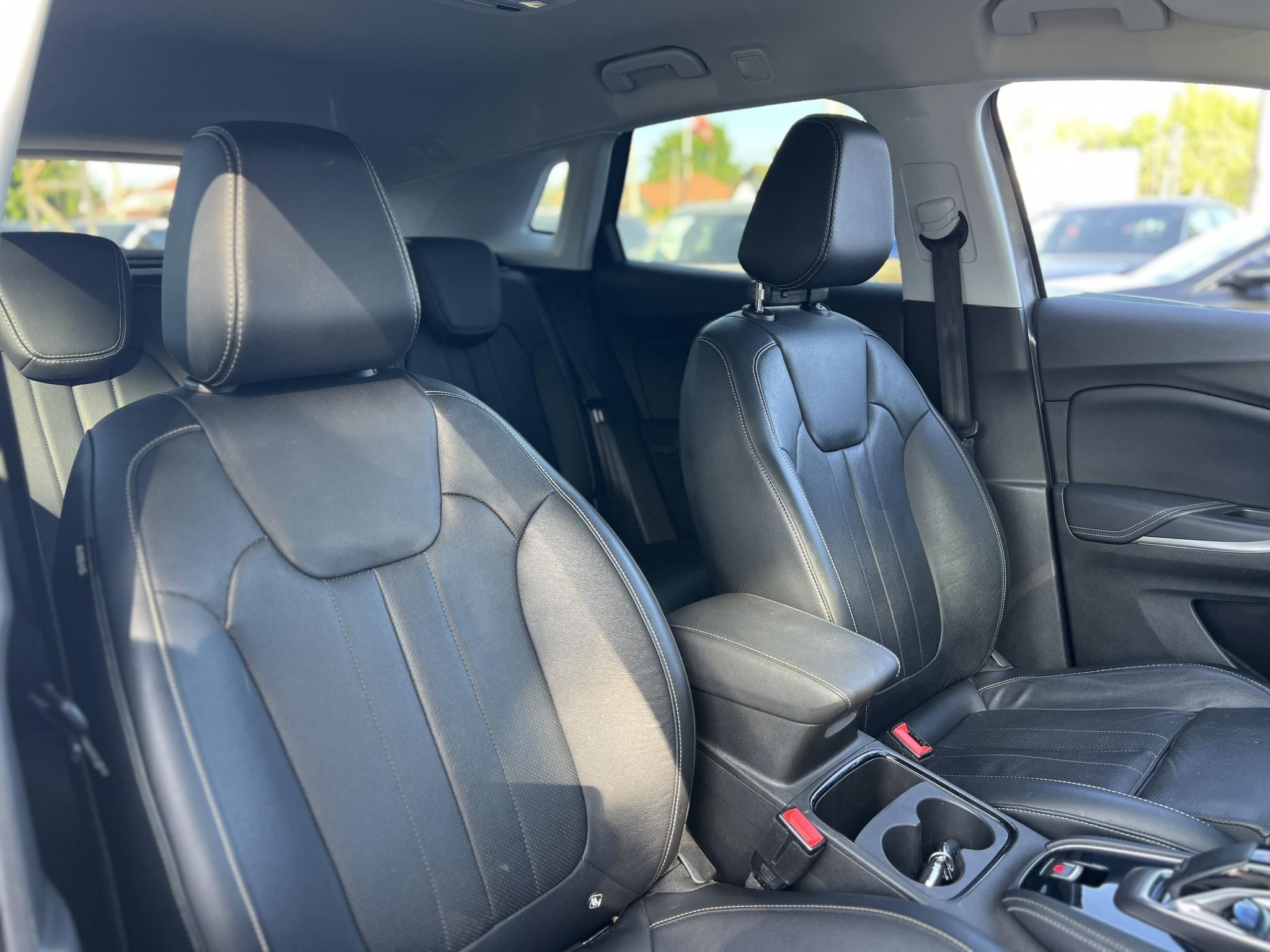 OPEL GRANDLAND 1.2 T Ultimate (Automata) 92e km. M.o.-i. LED. Memória. Üléshűtés. 360 fokos kamera. Carplay!