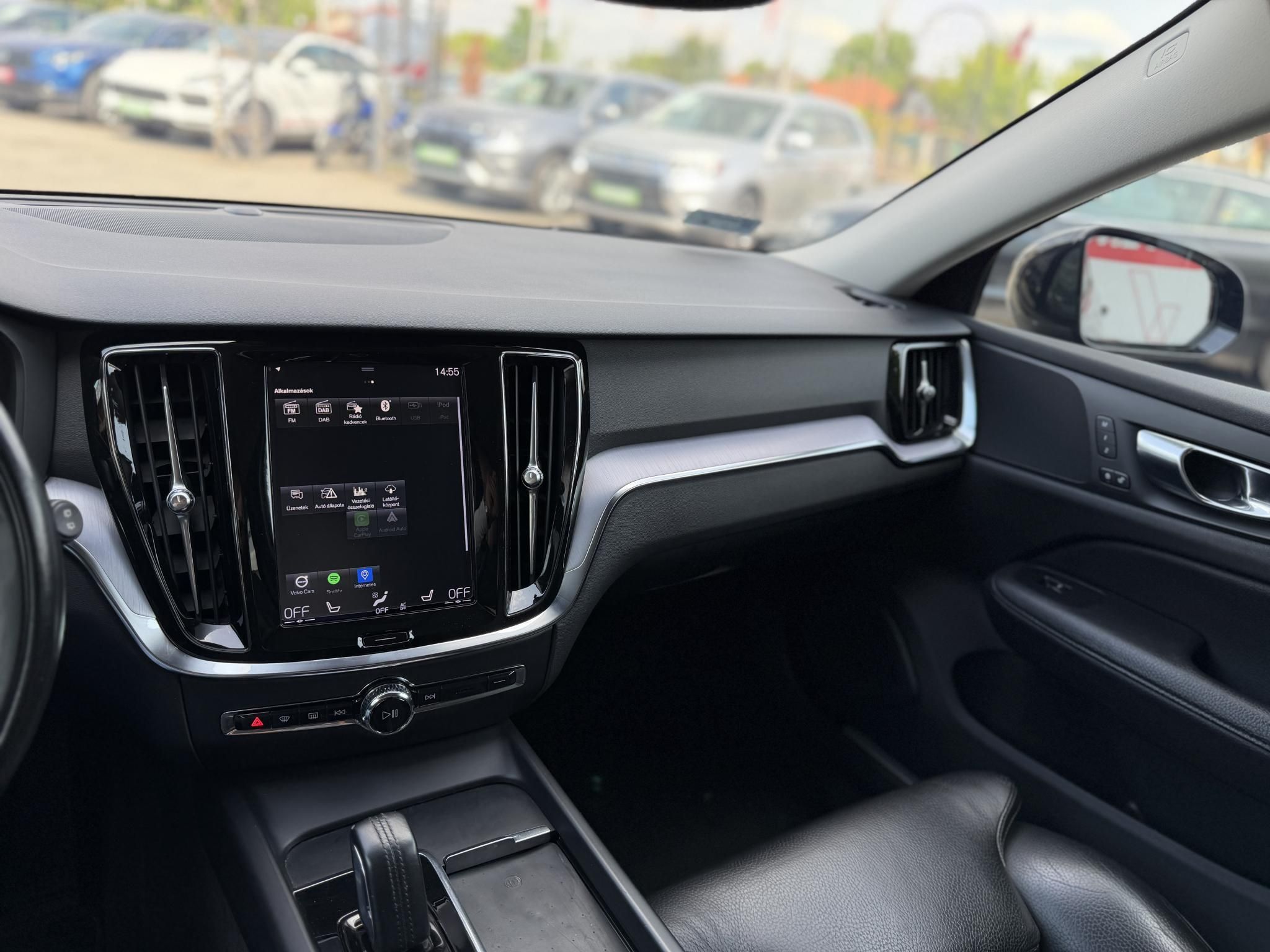 VOLVO V60 2.0 [B3] MHEV Momentum Pro Geartronic Magyarországi. végig márkaszervizelt. kerámia. friss nagyszerviz!