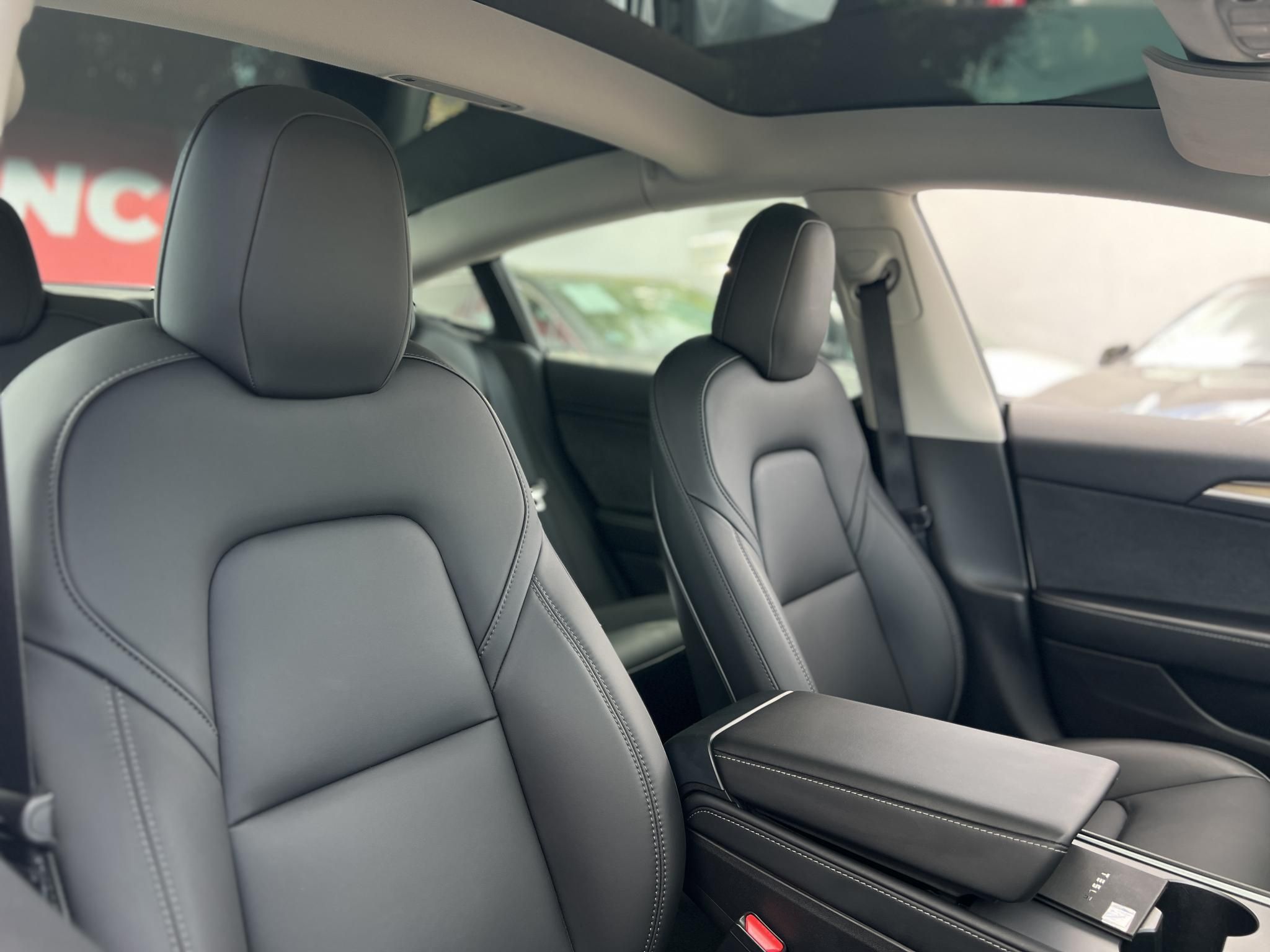 TESLA MODEL 3 Long Range AWD (Automata) 103e km. AMD Ryzen. mátrix LED. hőszivattyú. 2030-ig garanciális!