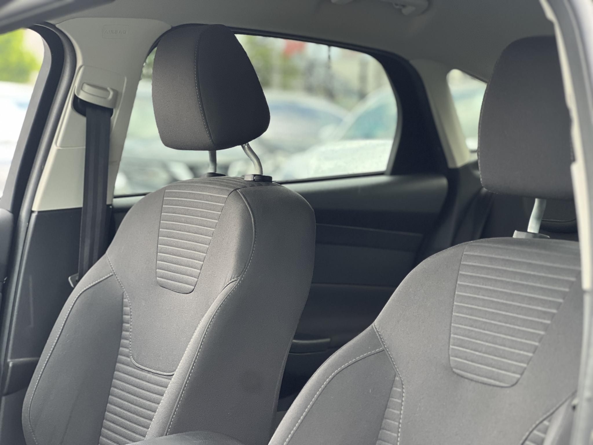 FORD FOCUS 1.6 Ti-VCT Technology Magyarországi 80e km Végig szervizelt!