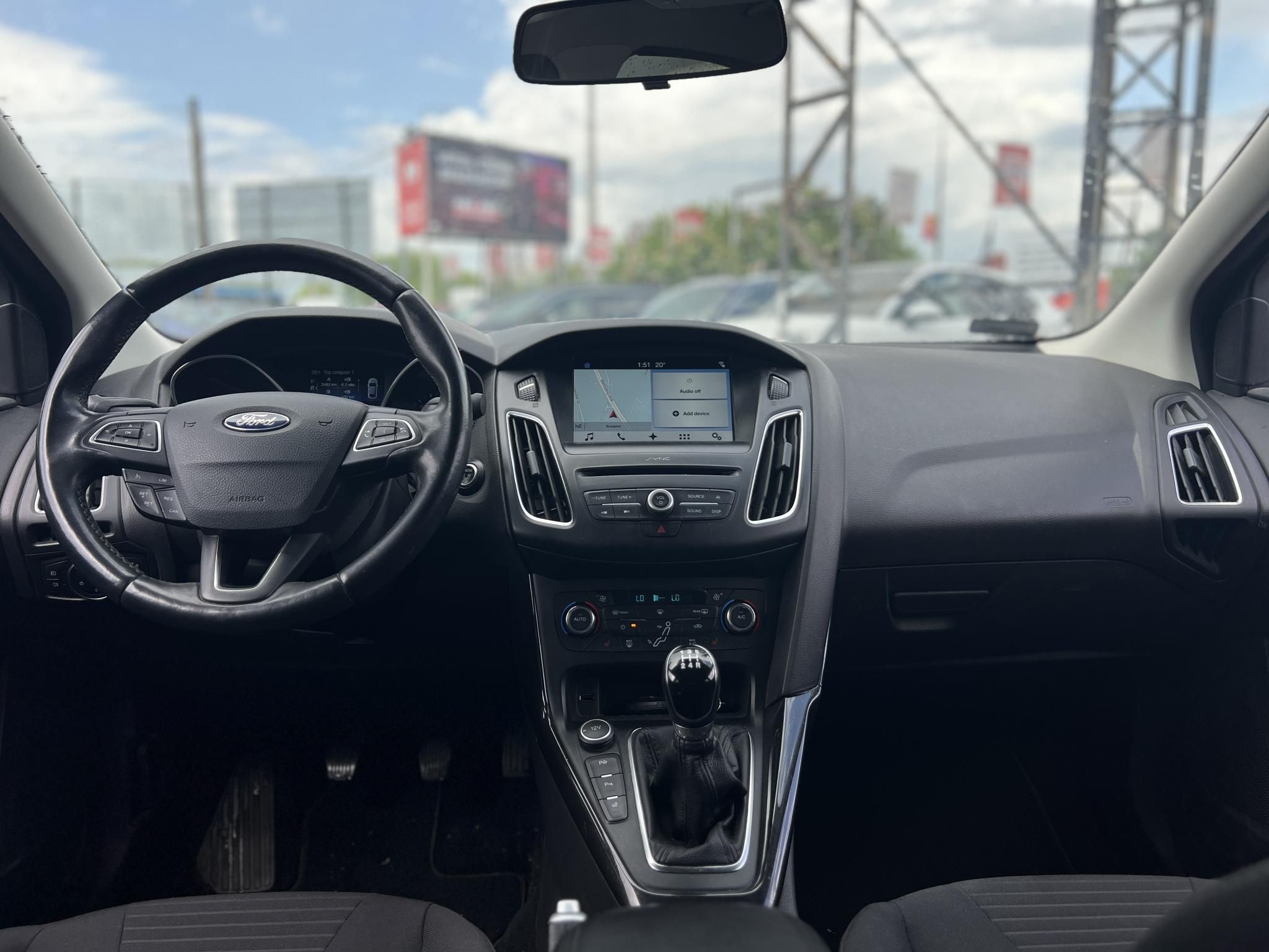 FORD FOCUS 1.6 Ti-VCT Technology Magyarországi 80e km Végig szervizelt!