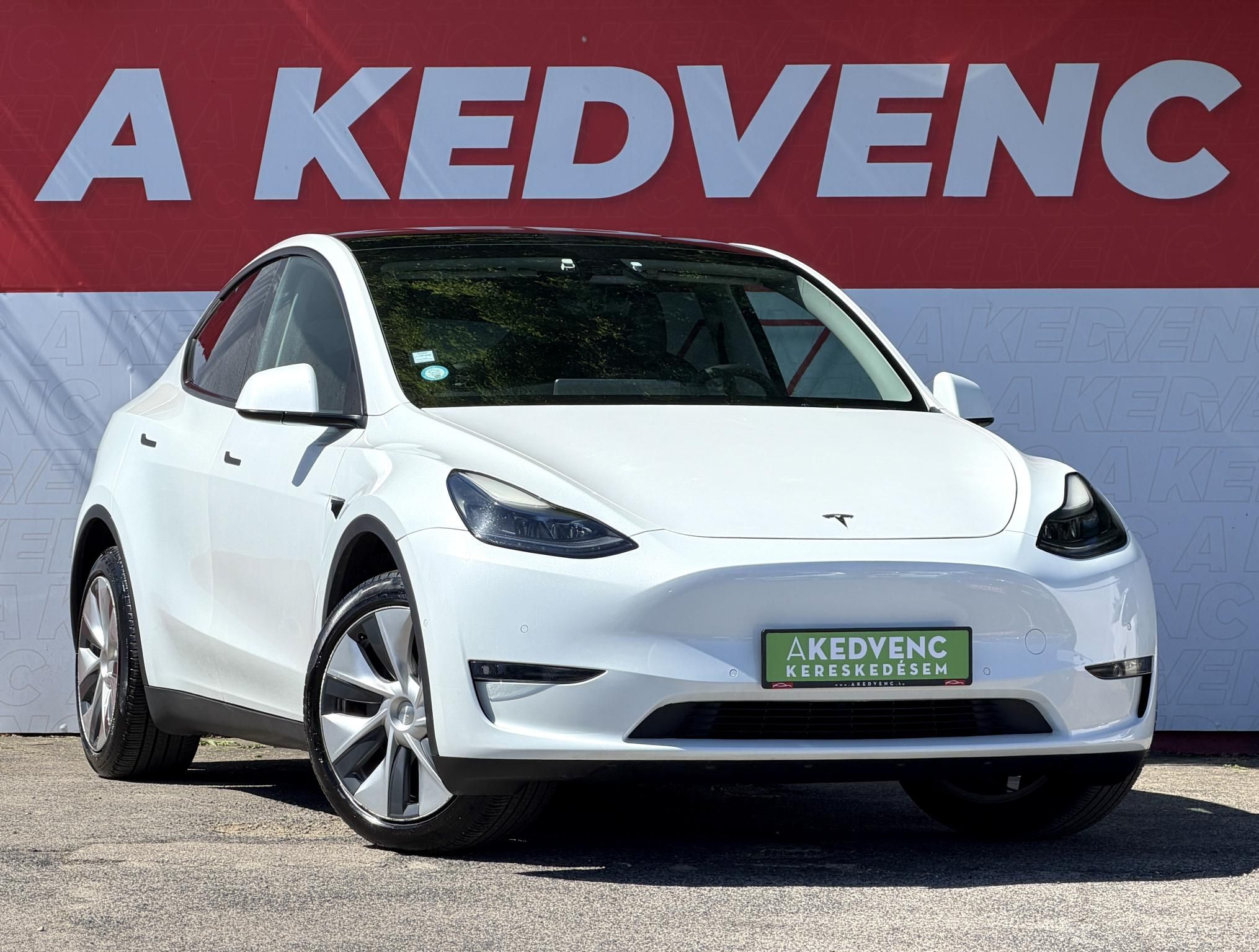 TESLA MODEL Y Long Range AWD (Automata) 159e km. mátrix LED. hőszivattyú. garanciális akkumulátor és hajtás!