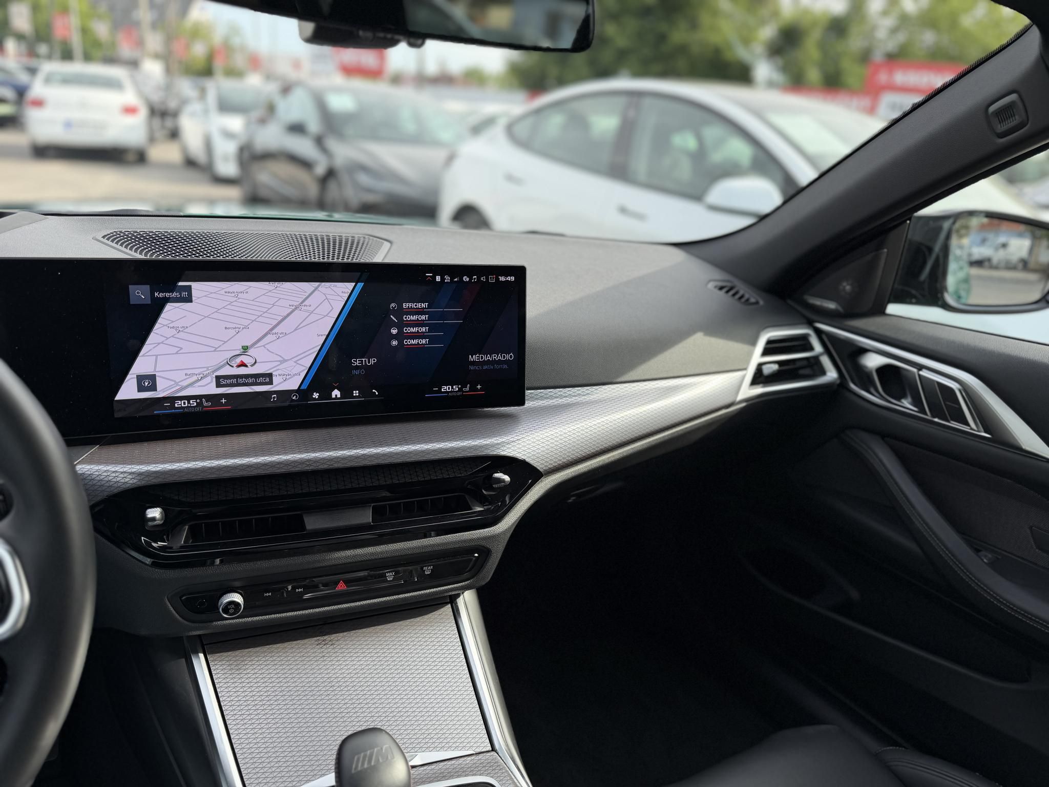 BMW M4 Competition M xDrive (Automata) ÁFÁS! sérülésmentes. premium selection garancia. HUD. harman/kardon