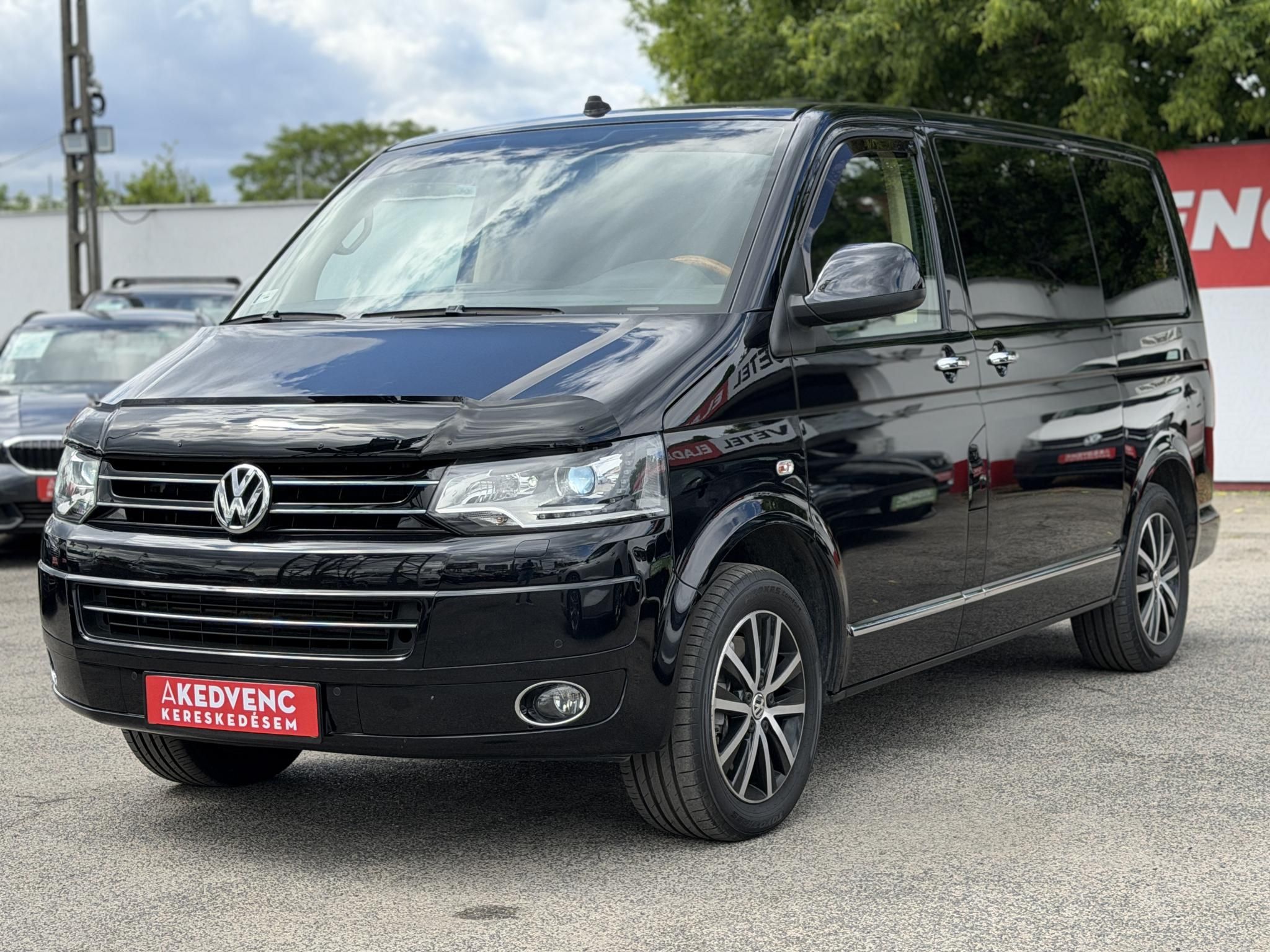 VOLKSWAGEN MULTIVAN Highline Business 2.0 TSI Nagyon ritka kivitel!
