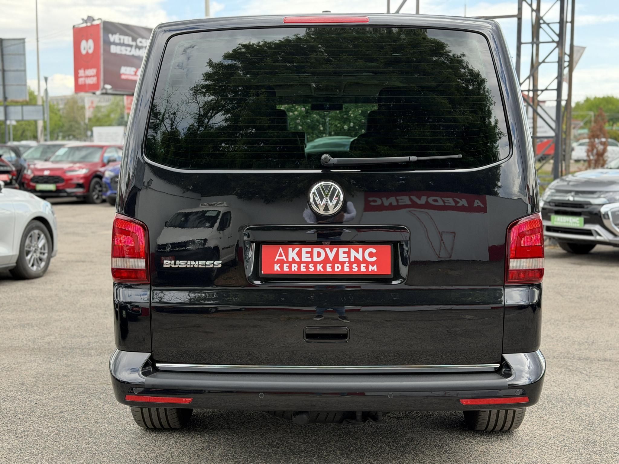 VOLKSWAGEN MULTIVAN Highline Business 2.0 TSI Nagyon ritka kivitel!
