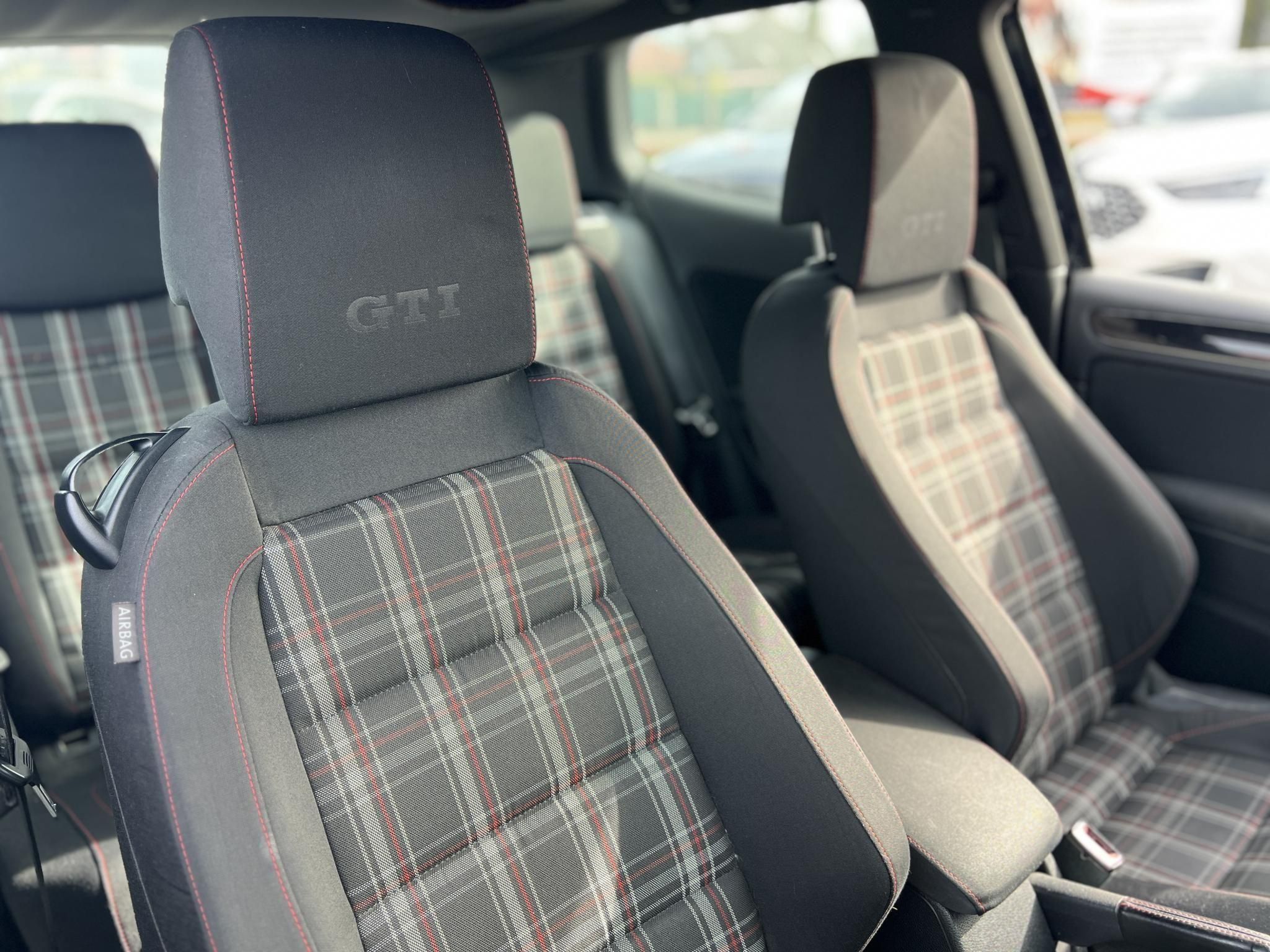 VOLKSWAGEN GOLF VI 2.0 TSI GTI DSG Rendszeresen karbantartott. Keskin felnik