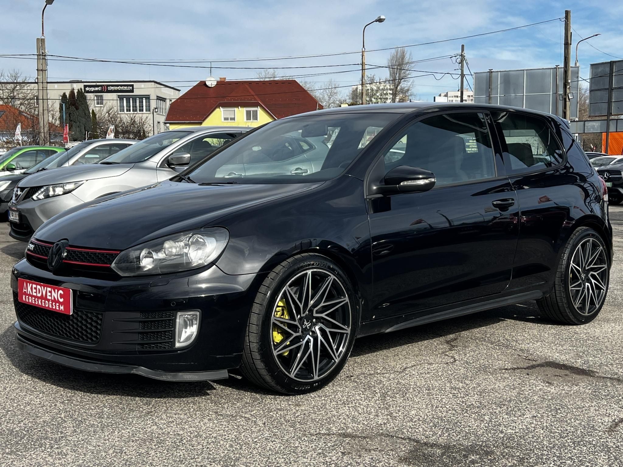 VOLKSWAGEN GOLF VI 2.0 TSI GTI DSG Rendszeresen karbantartott. Keskin felnik