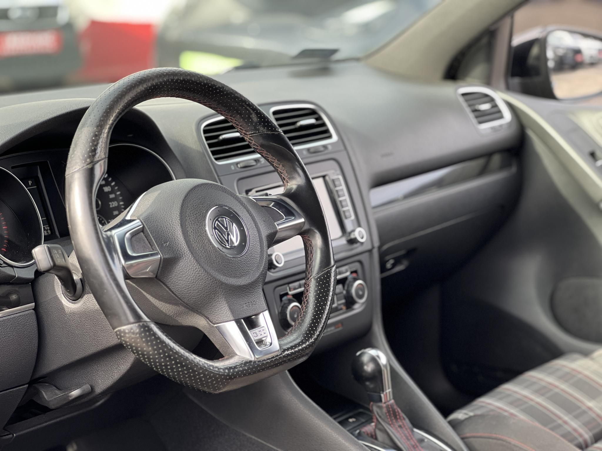 VOLKSWAGEN GOLF VI 2.0 TSI GTI DSG Rendszeresen karbantartott. Keskin felnik