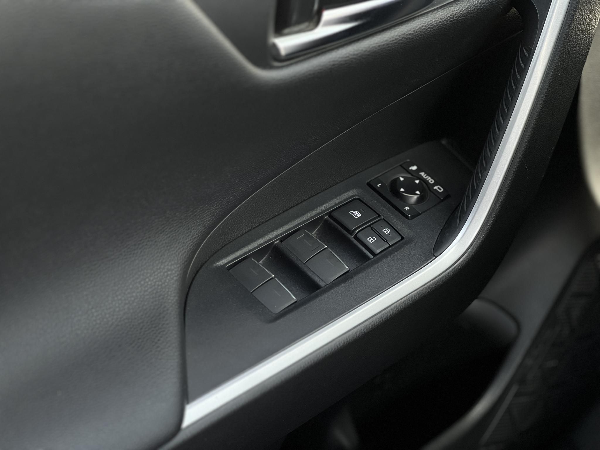TOYOTA RAV 4 Rav4 2.5 Plug-in Hybrid Comfort AWD e-CVT Plug-in!