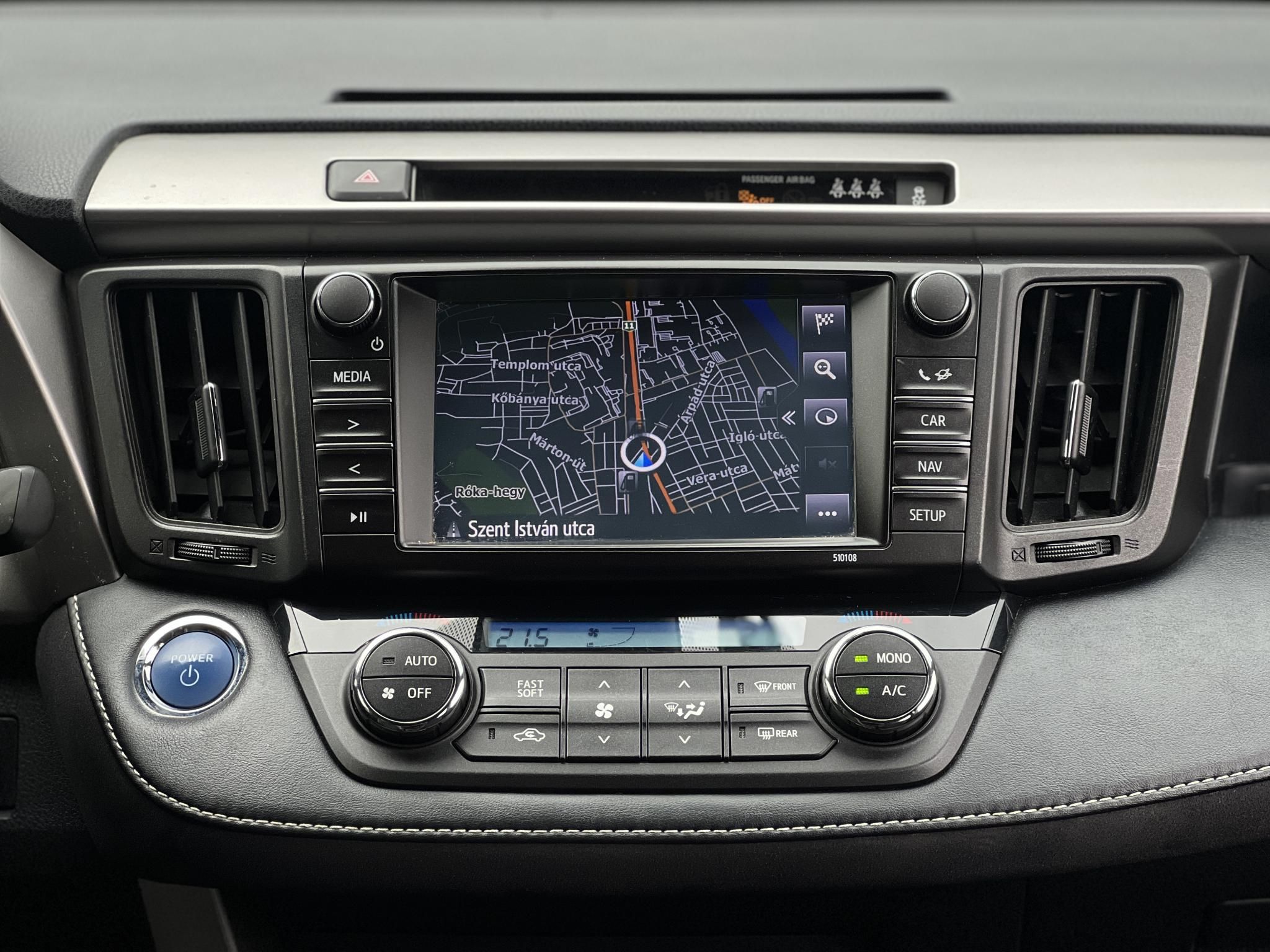 TOYOTA RAV 4 Rav4 2.5 Hybrid Executive 2WD e-CVT 114e km. Tempomat Ülésfűtés Navi Sávtartó Kamera Keyless