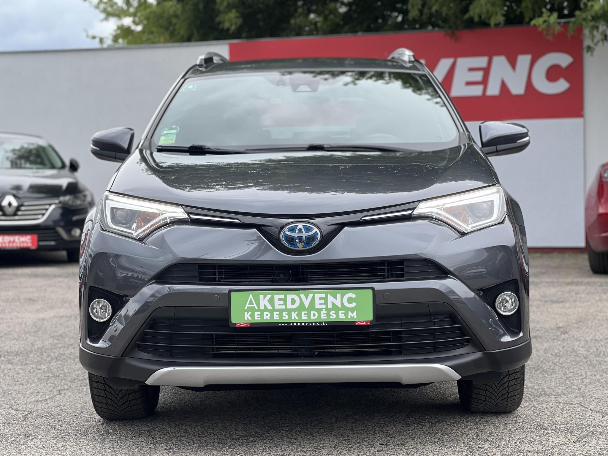TOYOTA RAV 4 Rav4 2.5 Hybrid Executive 2WD e-CVT 114e km. Tempomat Ülésfűtés Navi Sávtartó Kamera Keyless