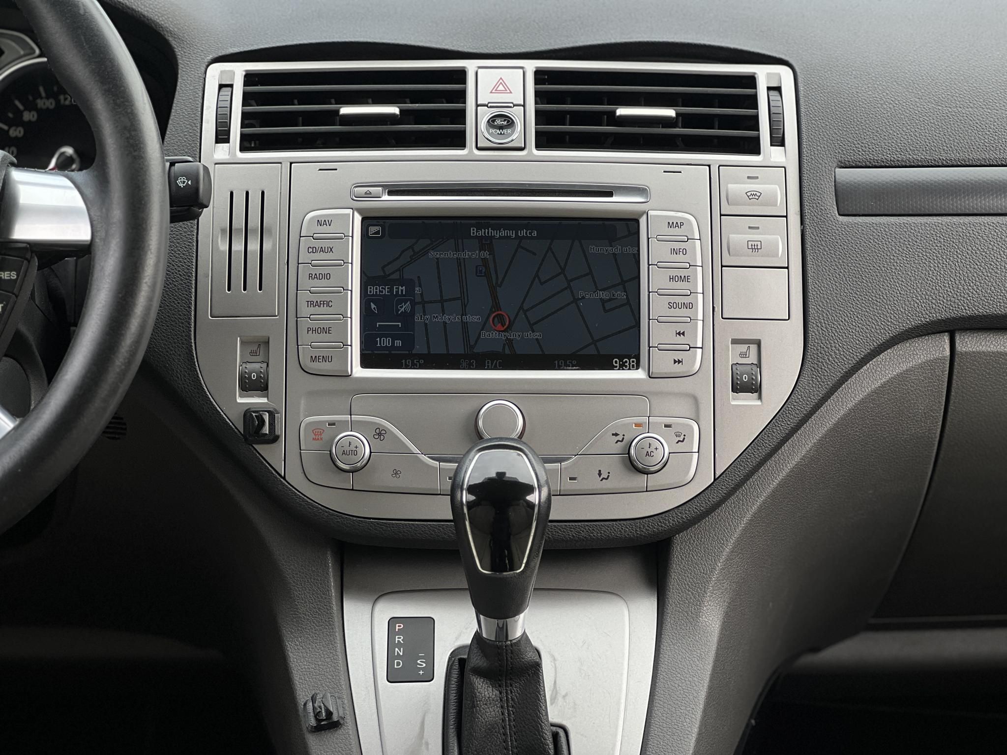FORD KUGA 2.5T Titanium Individual 4WD (Automata) Magyarországi. 4 évszakos gumik. világos belső. vezérlés cserélve!