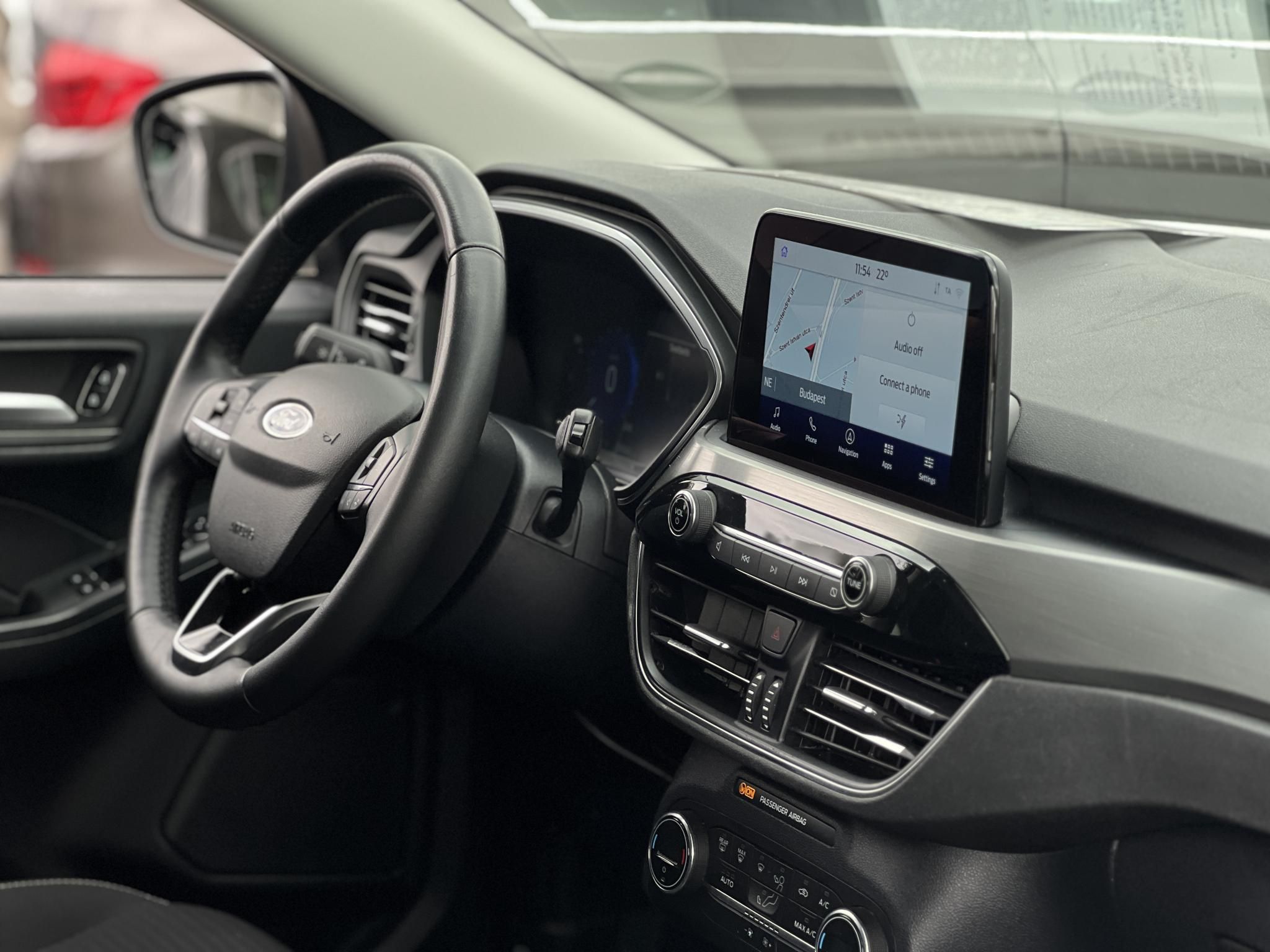 FORD KUGA 2.5 FHEV Freedom CVT 120e km. LED fényszórók. kamera. keyless. sávtartó. navi. CARPLAY!