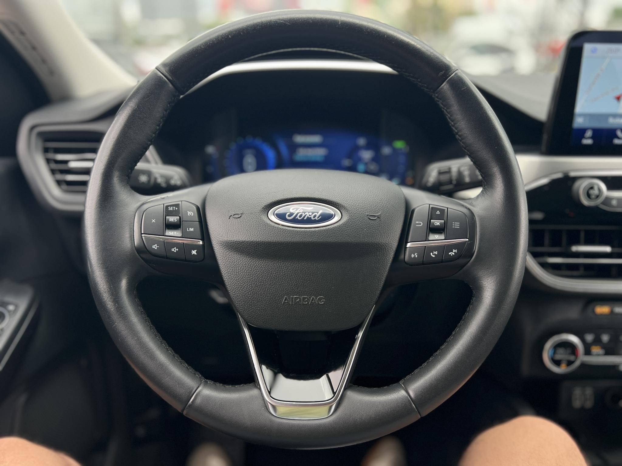 FORD KUGA 2.5 FHEV Freedom CVT 120e km. LED fényszórók. kamera. keyless. sávtartó. navi. CARPLAY!