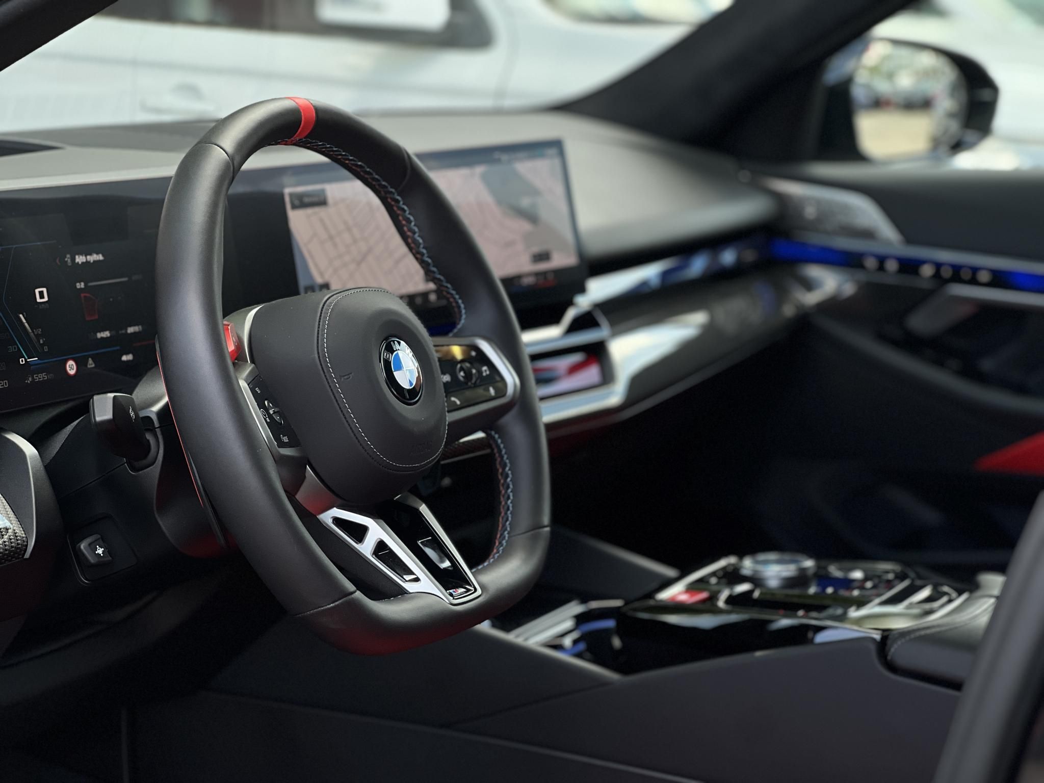 BMW M5 (Automata) Magyarországi. Bowers & Wilkins. 3év/200e km garancia!
