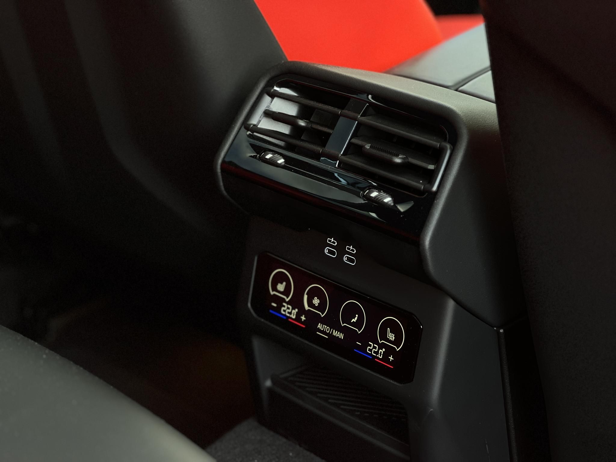 BMW M5 (Automata) Magyarországi. Bowers & Wilkins. 3év/200e km garancia!