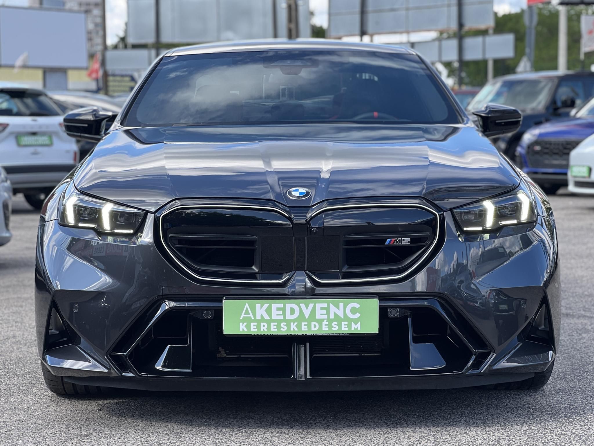 BMW M5 (Automata) Magyarországi. Bowers & Wilkins. 3év/200e km garancia!