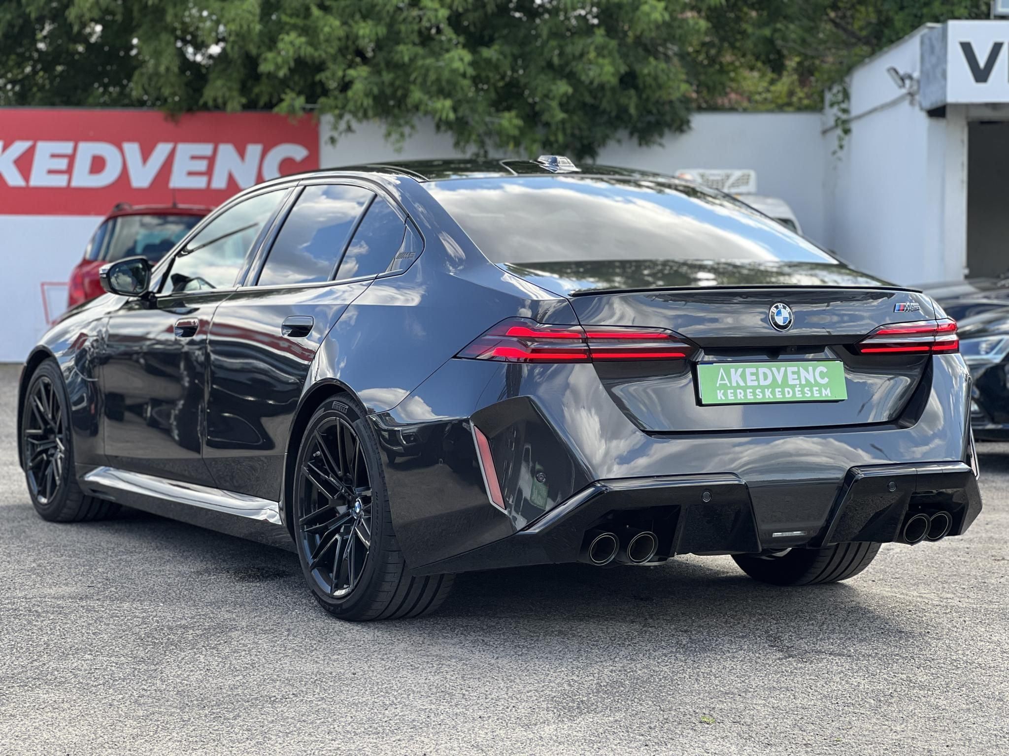 BMW M5 (Automata) Magyarországi. Bowers & Wilkins. 3év/200e km garancia!